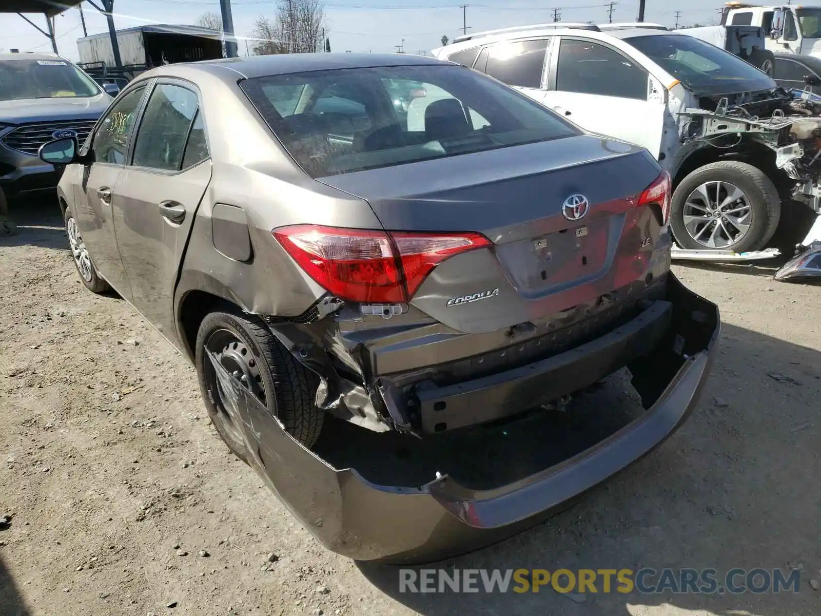 3 Photograph of a damaged car 5YFBURHE6KP885380 TOYOTA COROLLA 2019