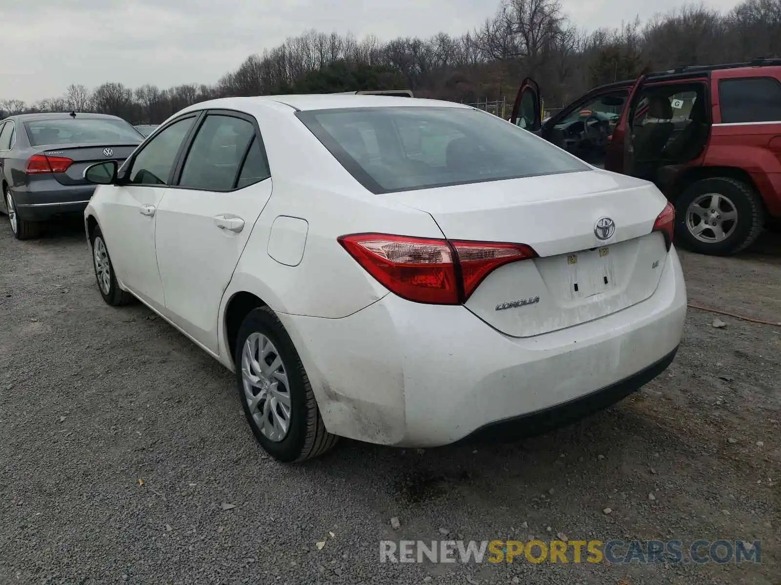 3 Photograph of a damaged car 5YFBURHE6KP886979 TOYOTA COROLLA 2019