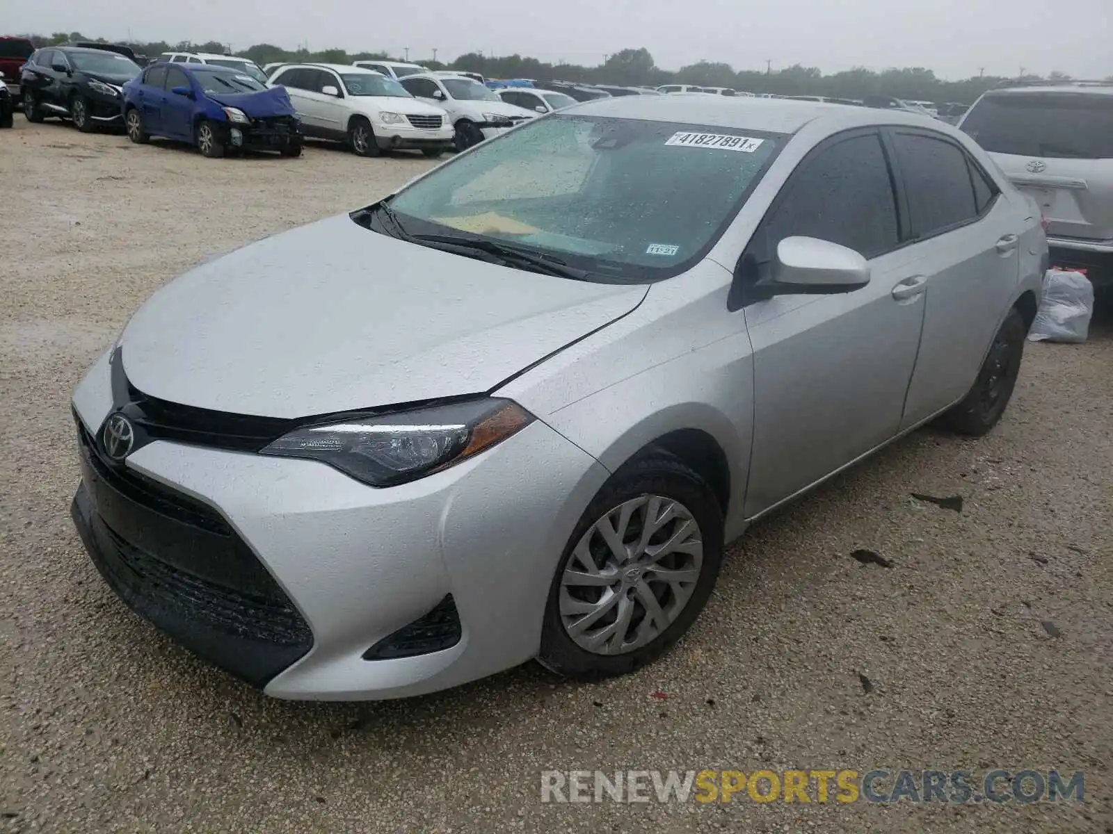 2 Photograph of a damaged car 5YFBURHE6KP890725 TOYOTA COROLLA 2019