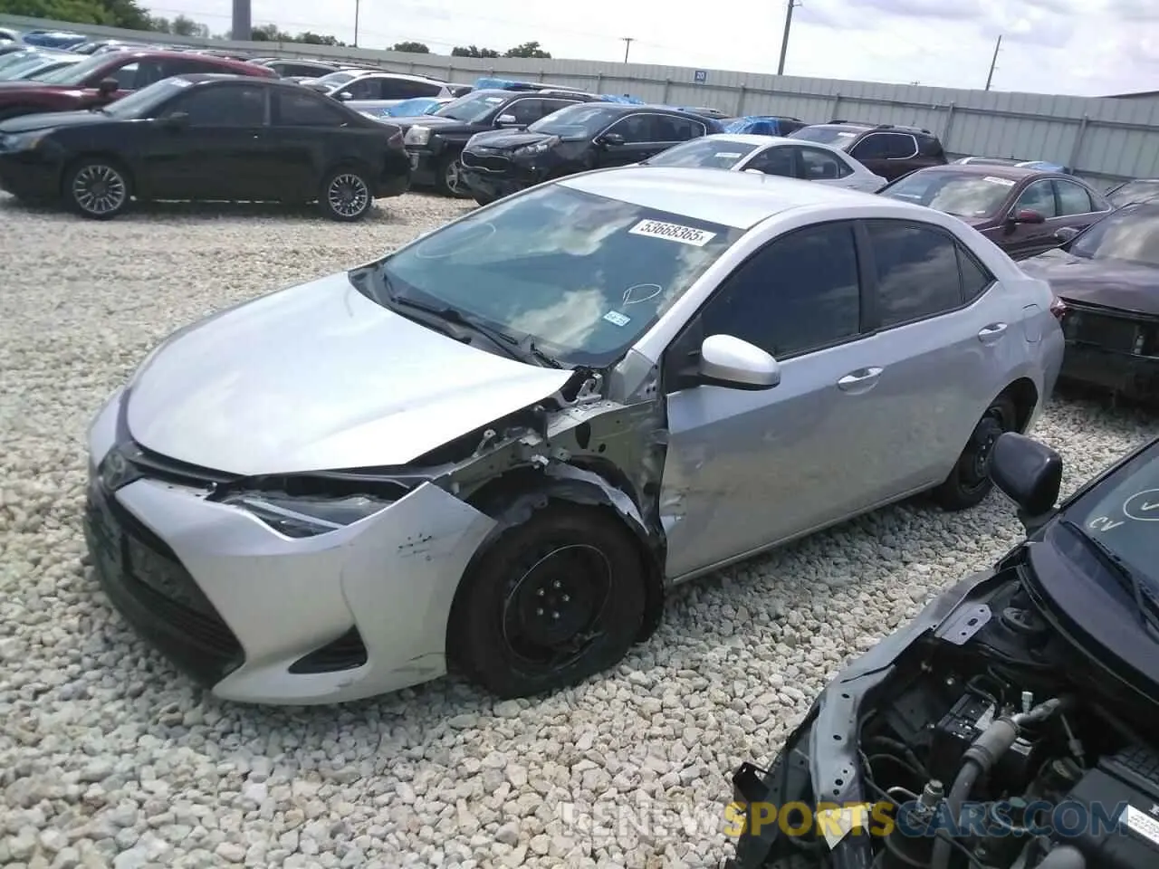 1 Photograph of a damaged car 5YFBURHE6KP892040 TOYOTA COROLLA 2019
