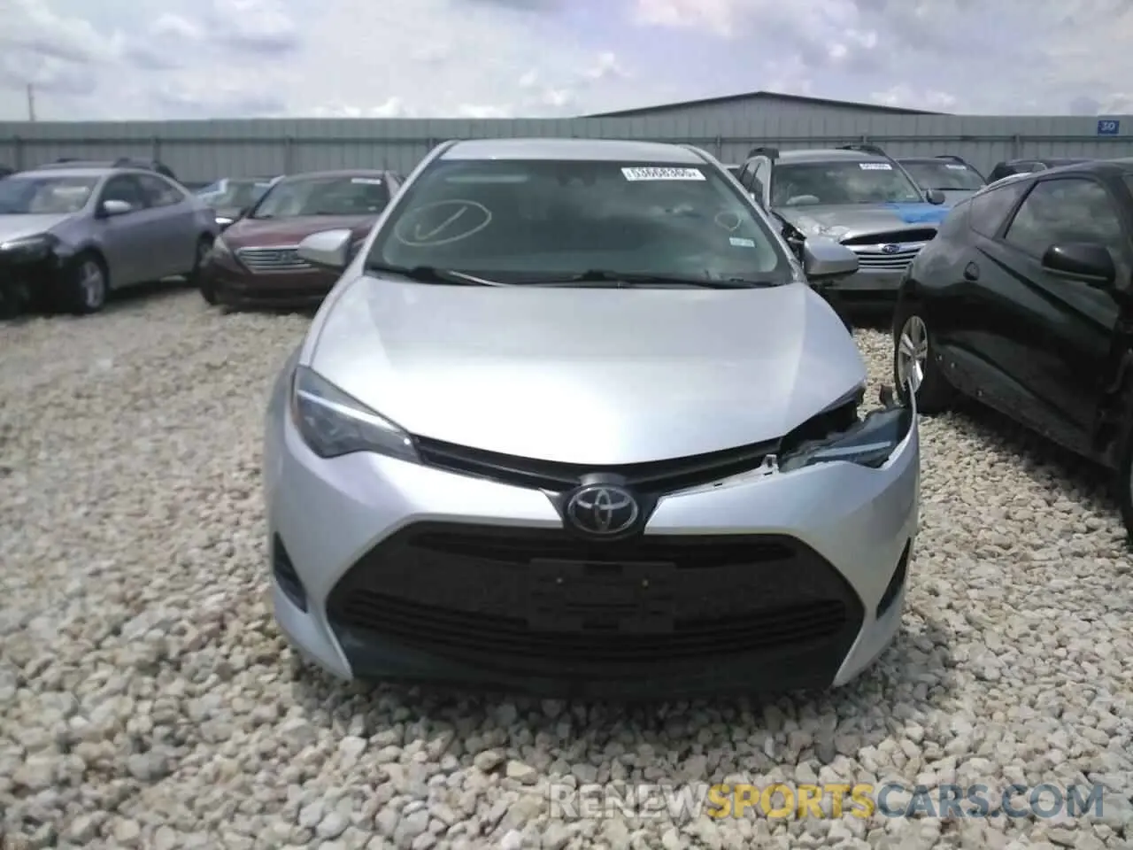 5 Photograph of a damaged car 5YFBURHE6KP892040 TOYOTA COROLLA 2019
