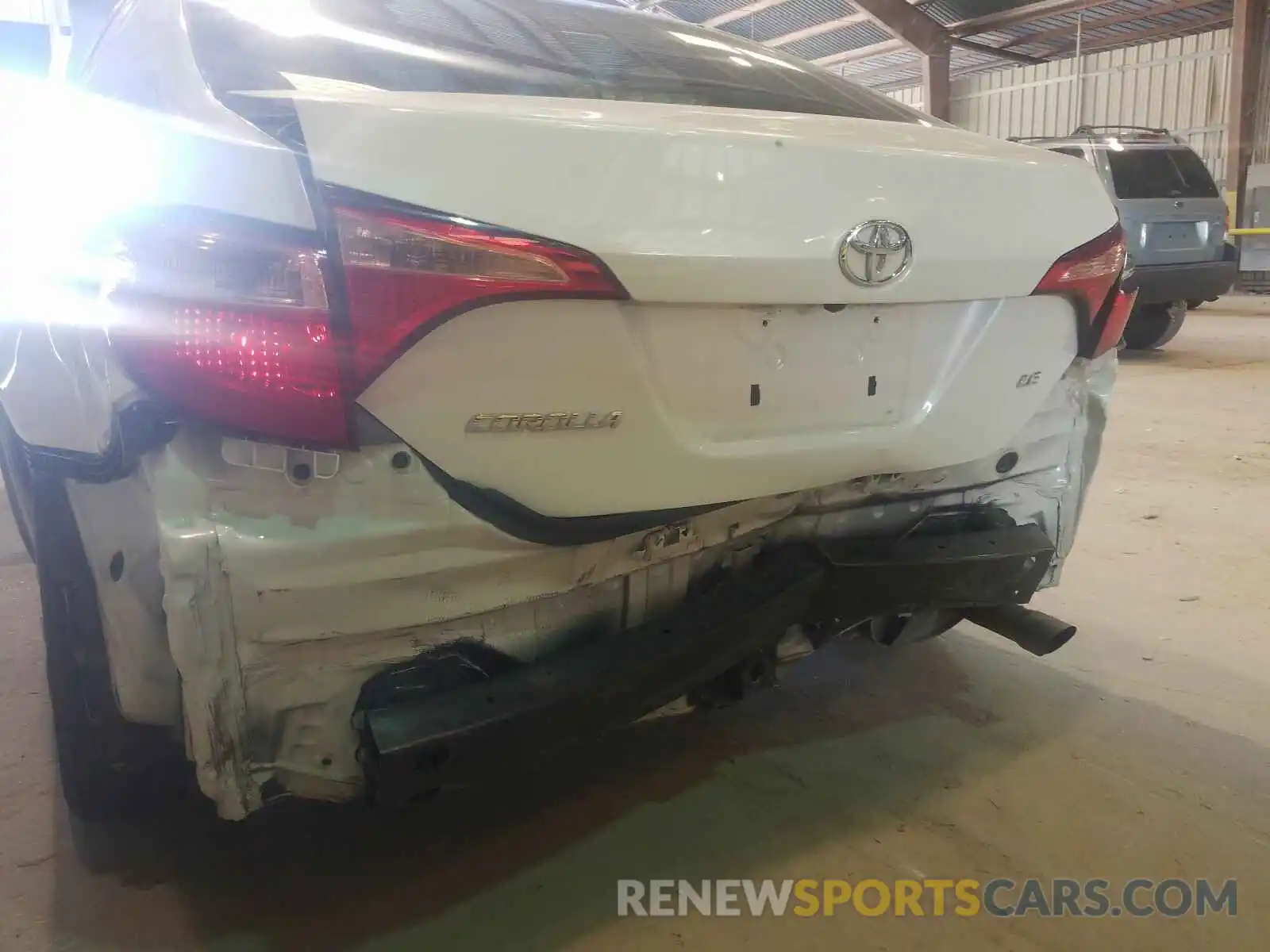 9 Photograph of a damaged car 5YFBURHE6KP893558 TOYOTA COROLLA 2019