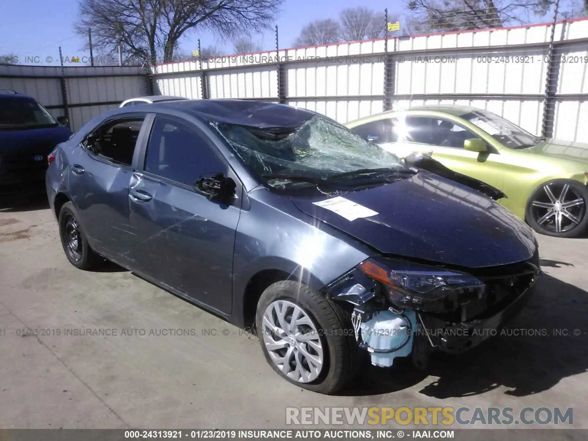 1 Photograph of a damaged car 5YFBURHE6KP894533 TOYOTA COROLLA 2019