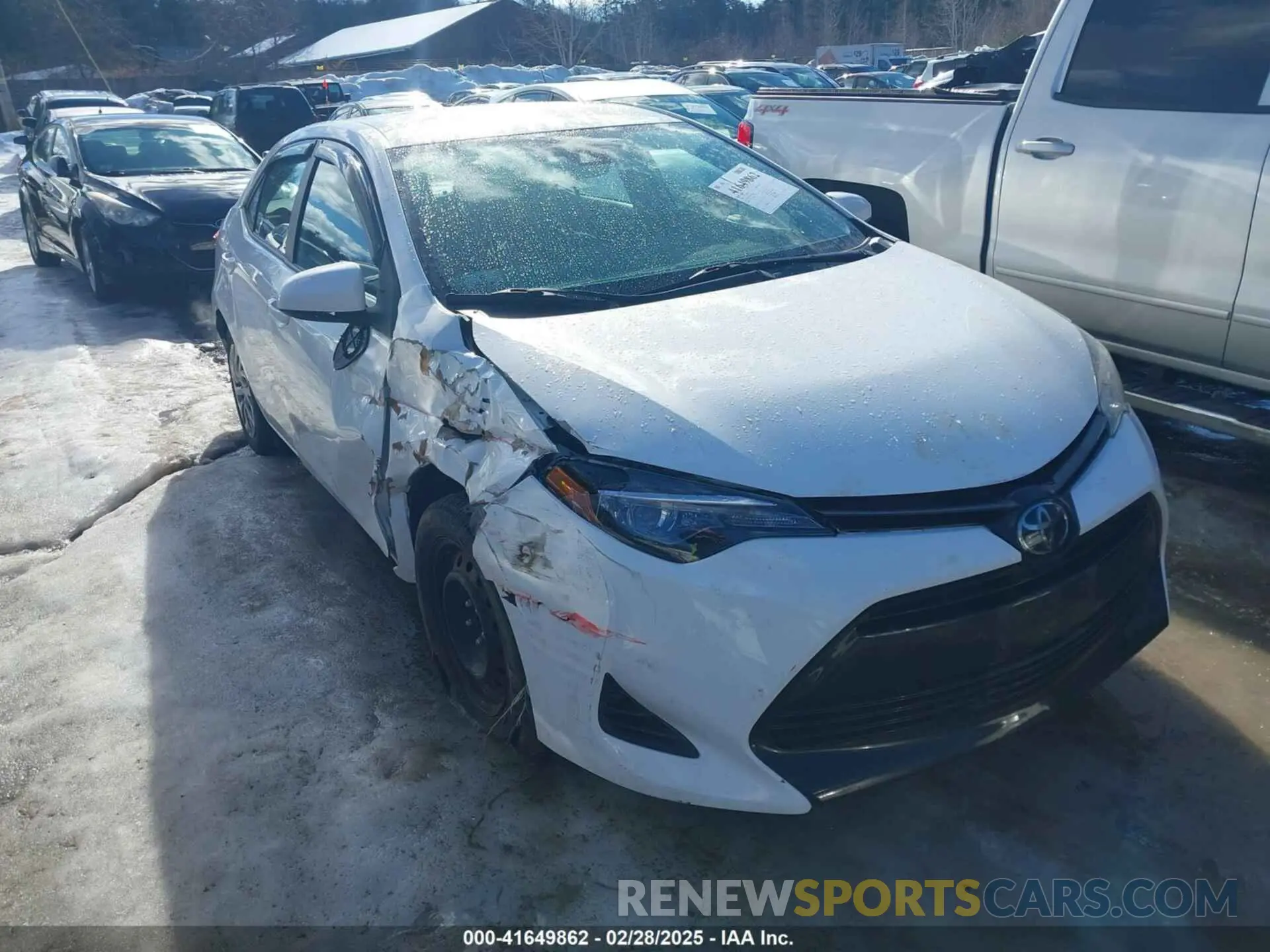 1 Photograph of a damaged car 5YFBURHE6KP894922 TOYOTA COROLLA 2019