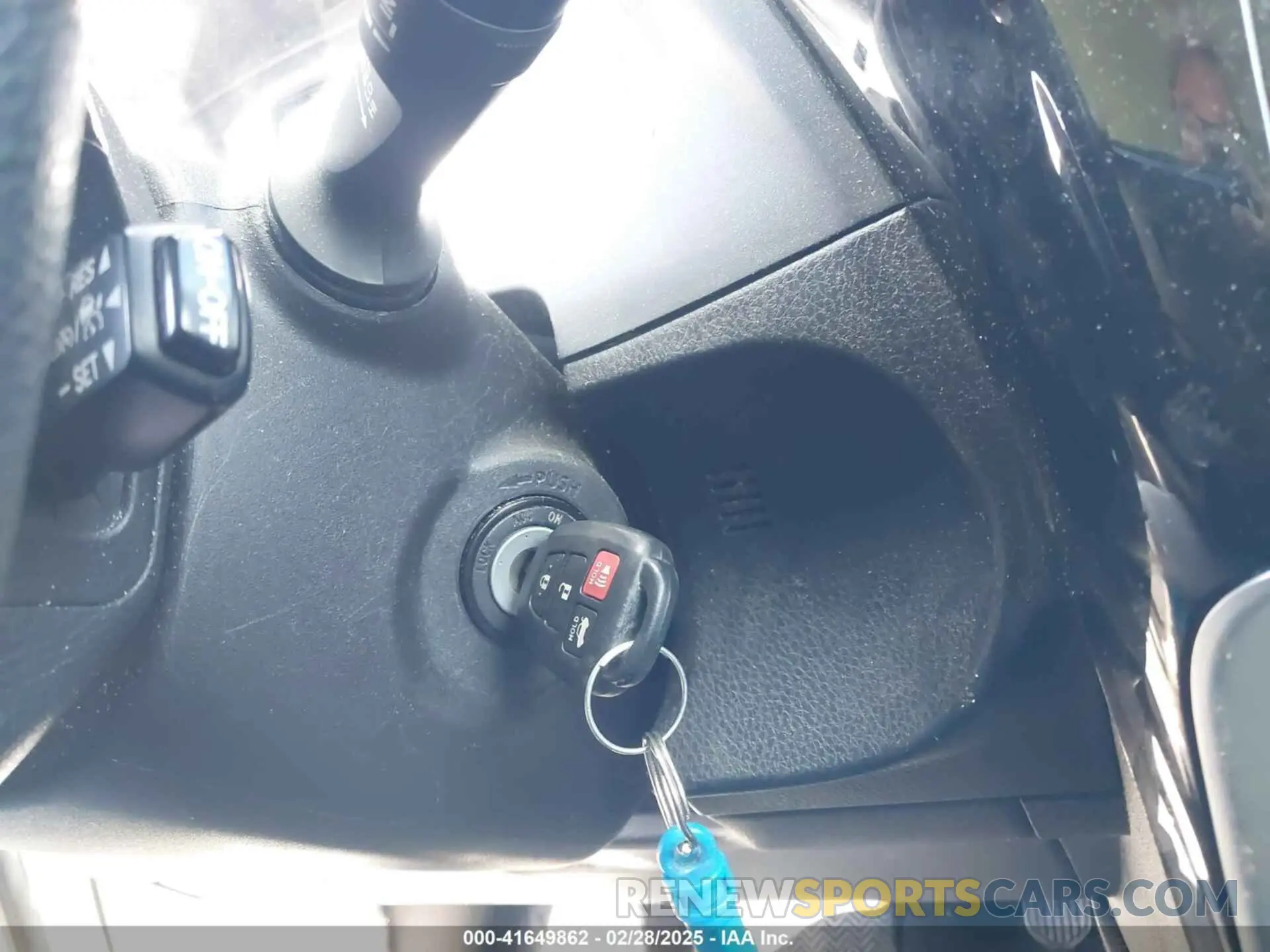 11 Photograph of a damaged car 5YFBURHE6KP894922 TOYOTA COROLLA 2019
