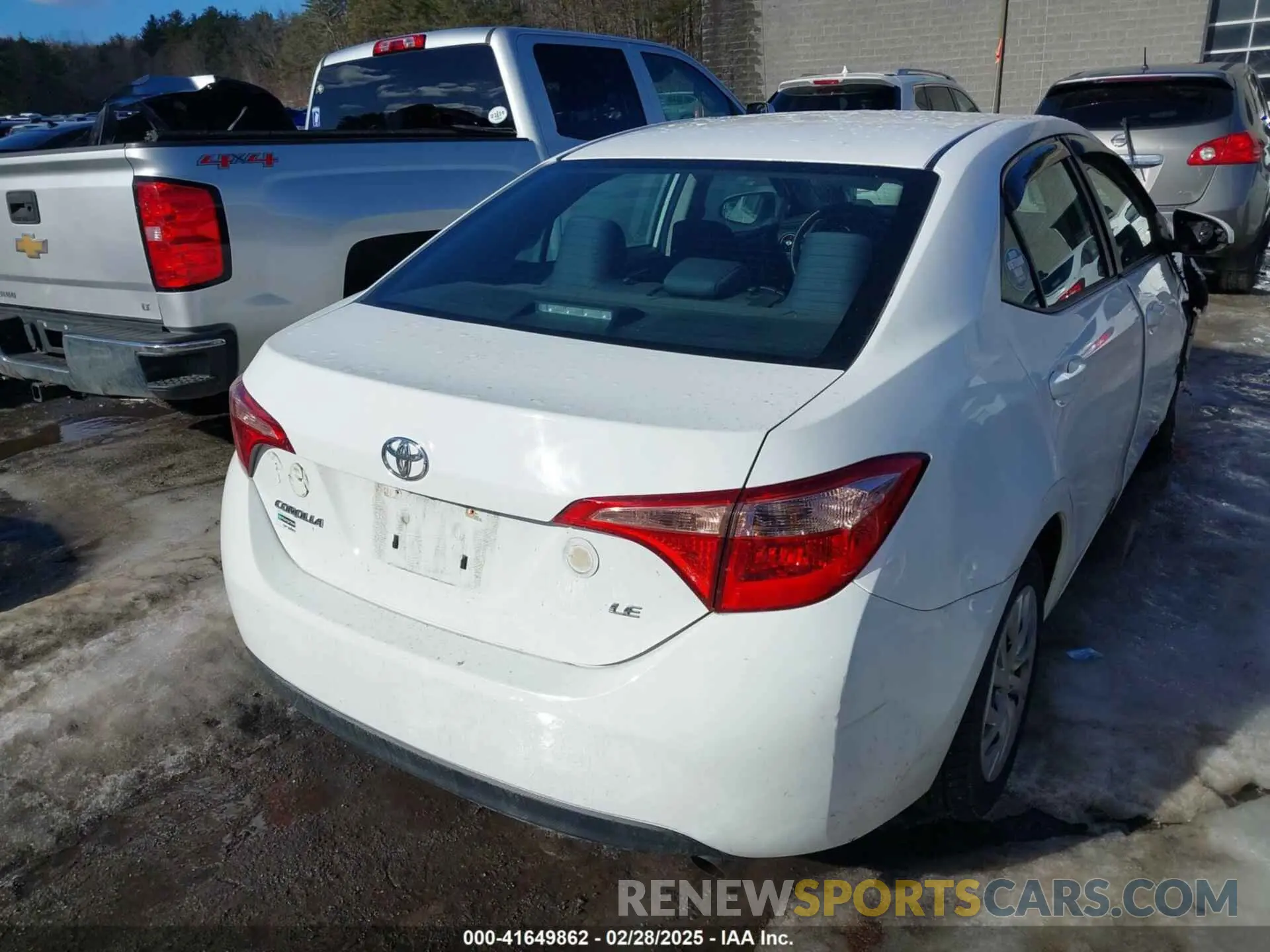 16 Photograph of a damaged car 5YFBURHE6KP894922 TOYOTA COROLLA 2019