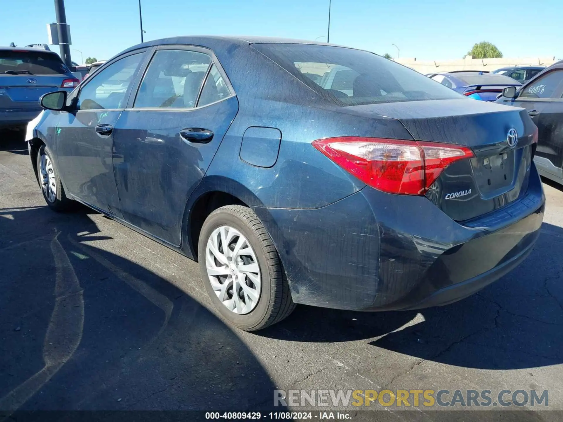 3 Photograph of a damaged car 5YFBURHE6KP895486 TOYOTA COROLLA 2019