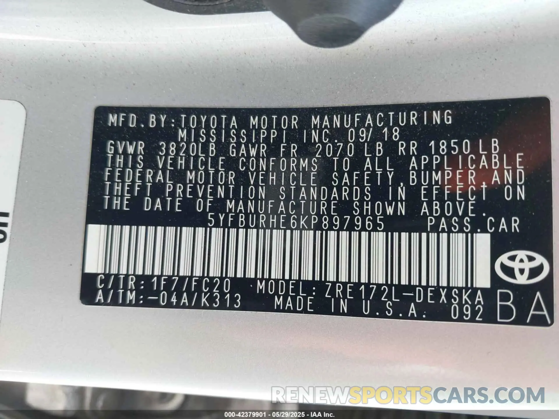 9 Photograph of a damaged car 5YFBURHE6KP897965 TOYOTA COROLLA 2019