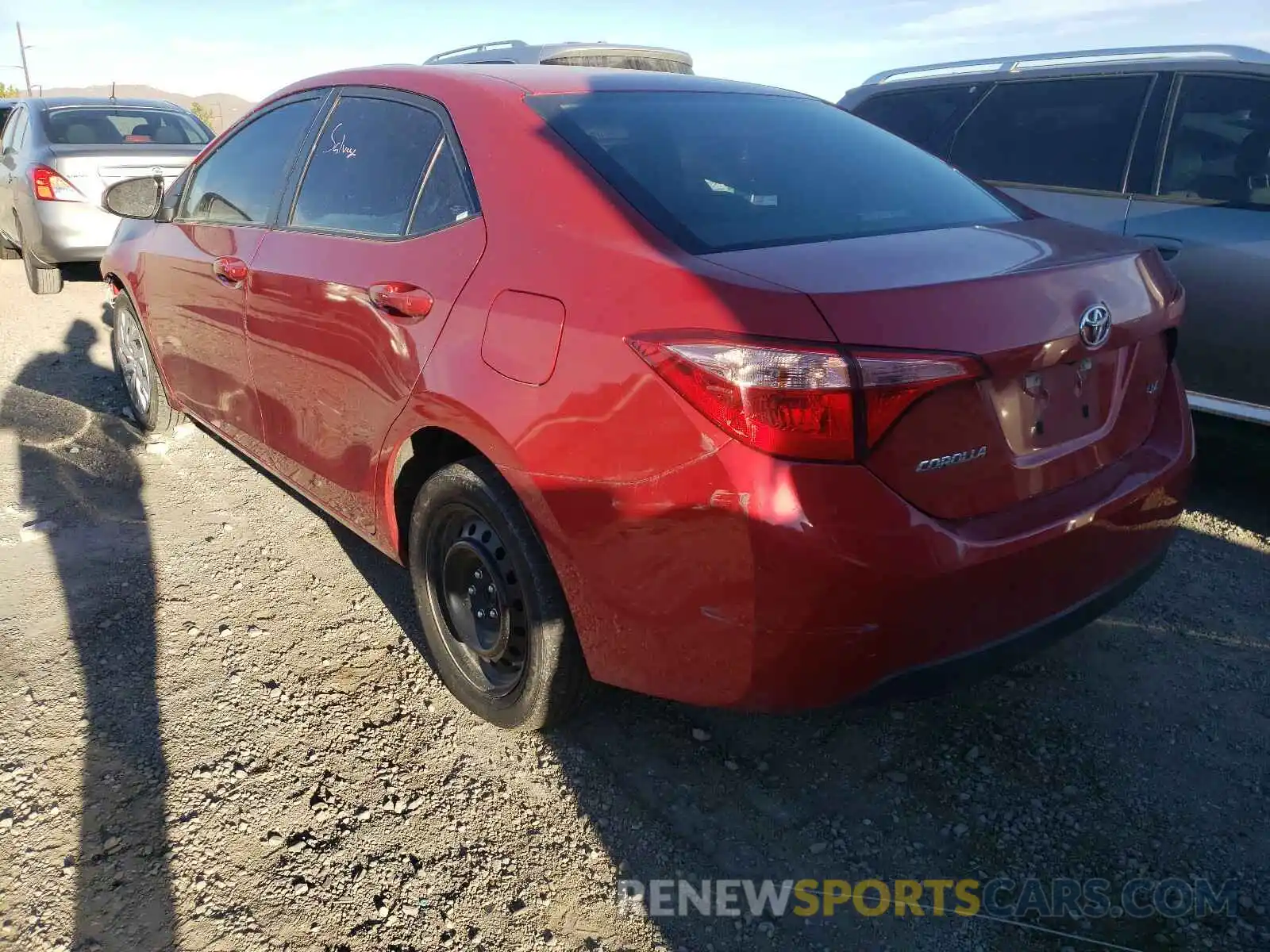 3 Photograph of a damaged car 5YFBURHE6KP898436 TOYOTA COROLLA 2019