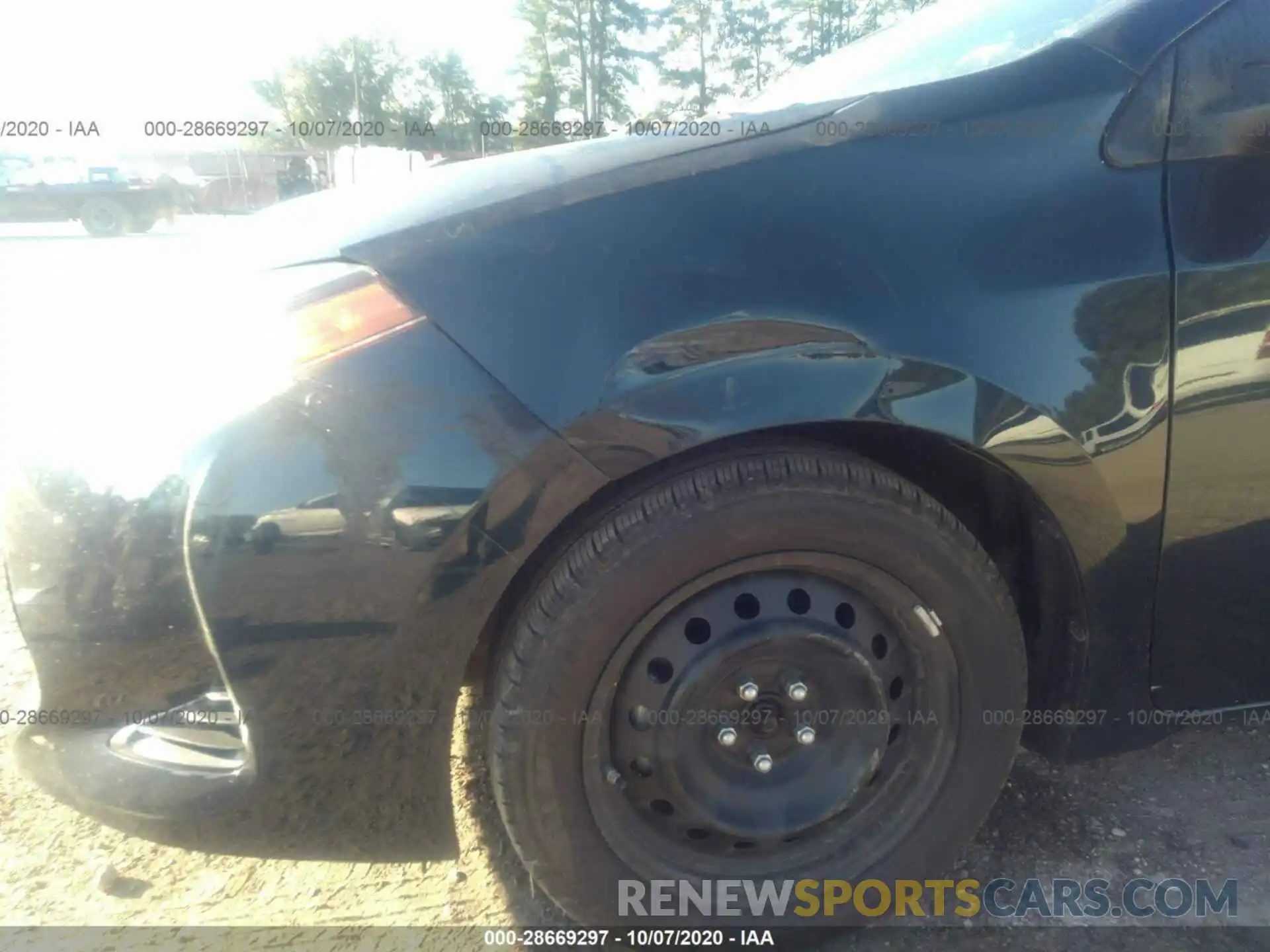 6 Photograph of a damaged car 5YFBURHE6KP903649 TOYOTA COROLLA 2019