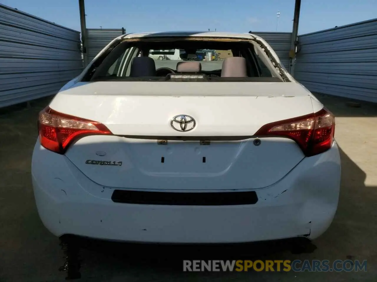 6 Photograph of a damaged car 5YFBURHE6KP905238 TOYOTA COROLLA 2019