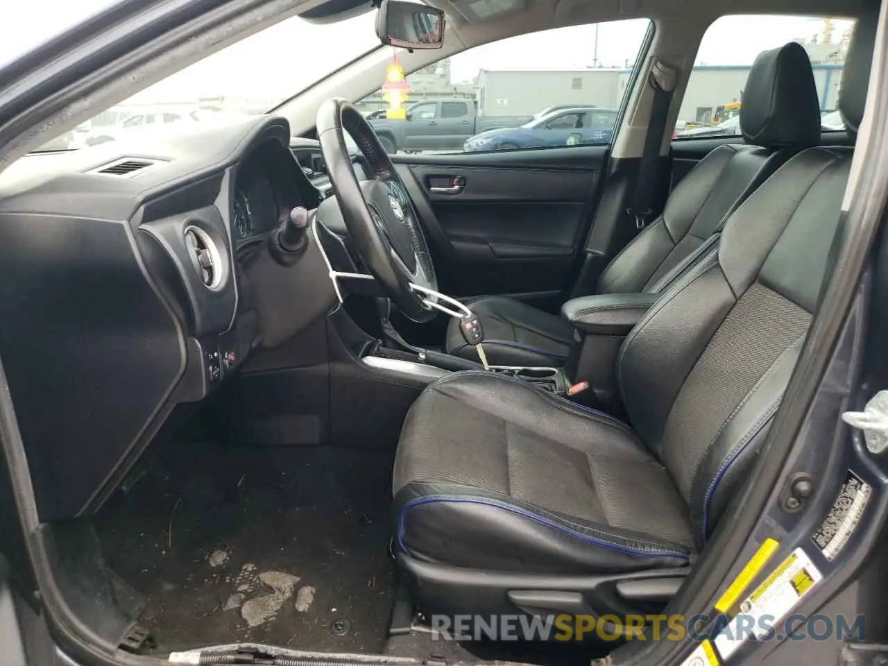 7 Photograph of a damaged car 5YFBURHE6KP906020 TOYOTA COROLLA 2019