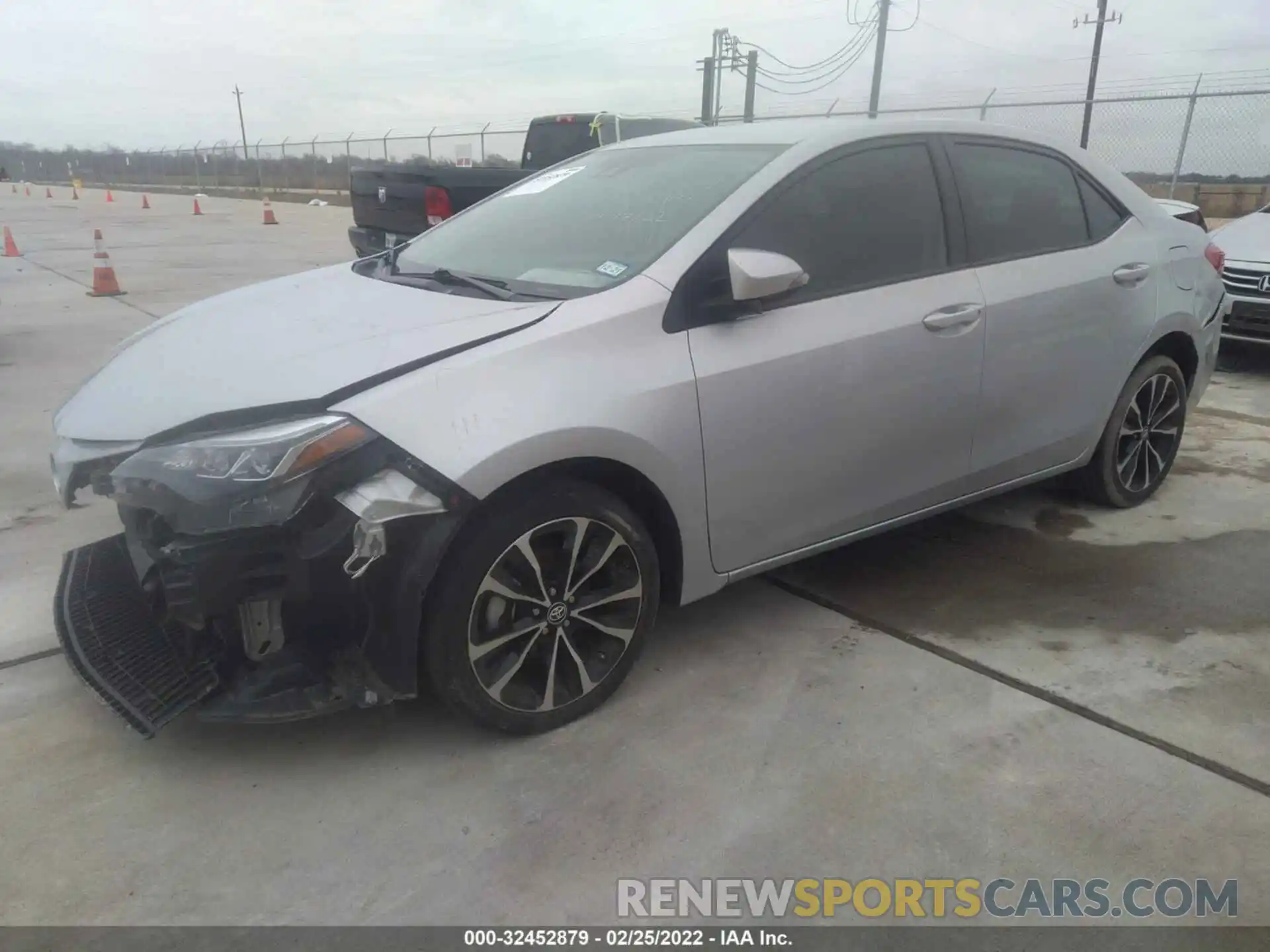 2 Photograph of a damaged car 5YFBURHE6KP914151 TOYOTA COROLLA 2019