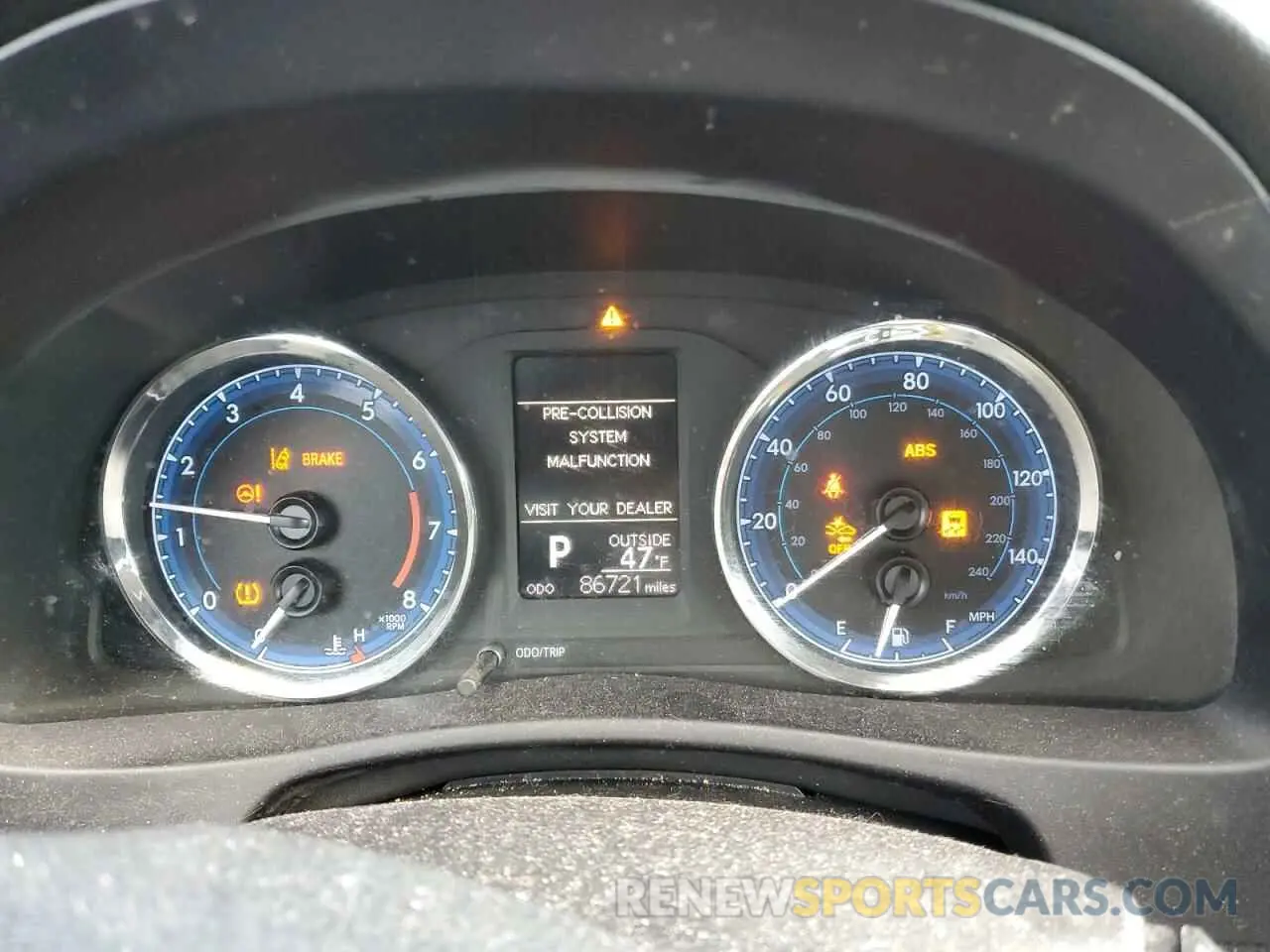 9 Photograph of a damaged car 5YFBURHE6KP915686 TOYOTA COROLLA 2019