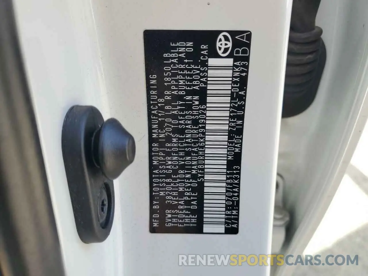 12 Photograph of a damaged car 5YFBURHE6KP919026 TOYOTA COROLLA 2019