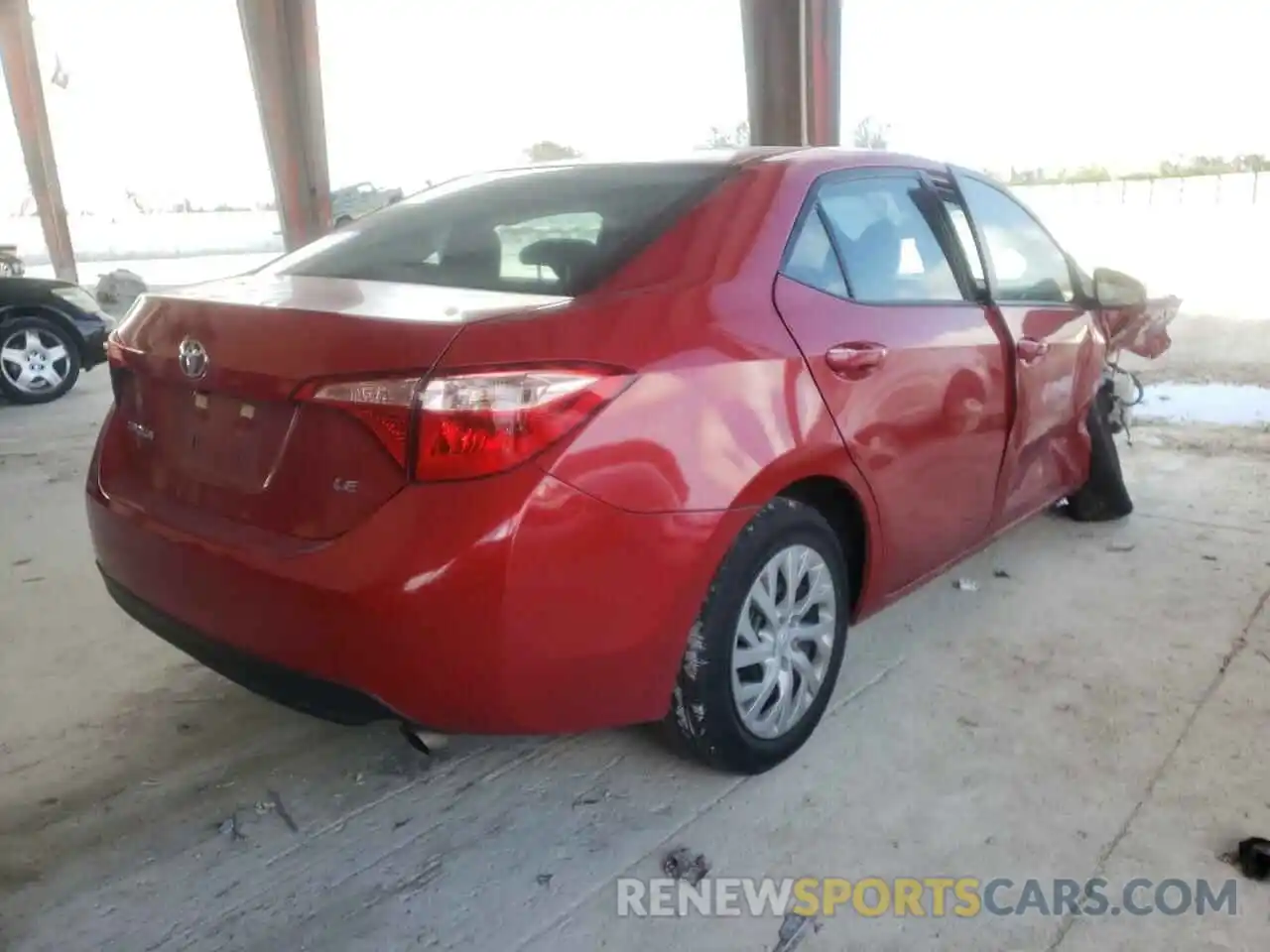 4 Photograph of a damaged car 5YFBURHE6KP919298 TOYOTA COROLLA 2019