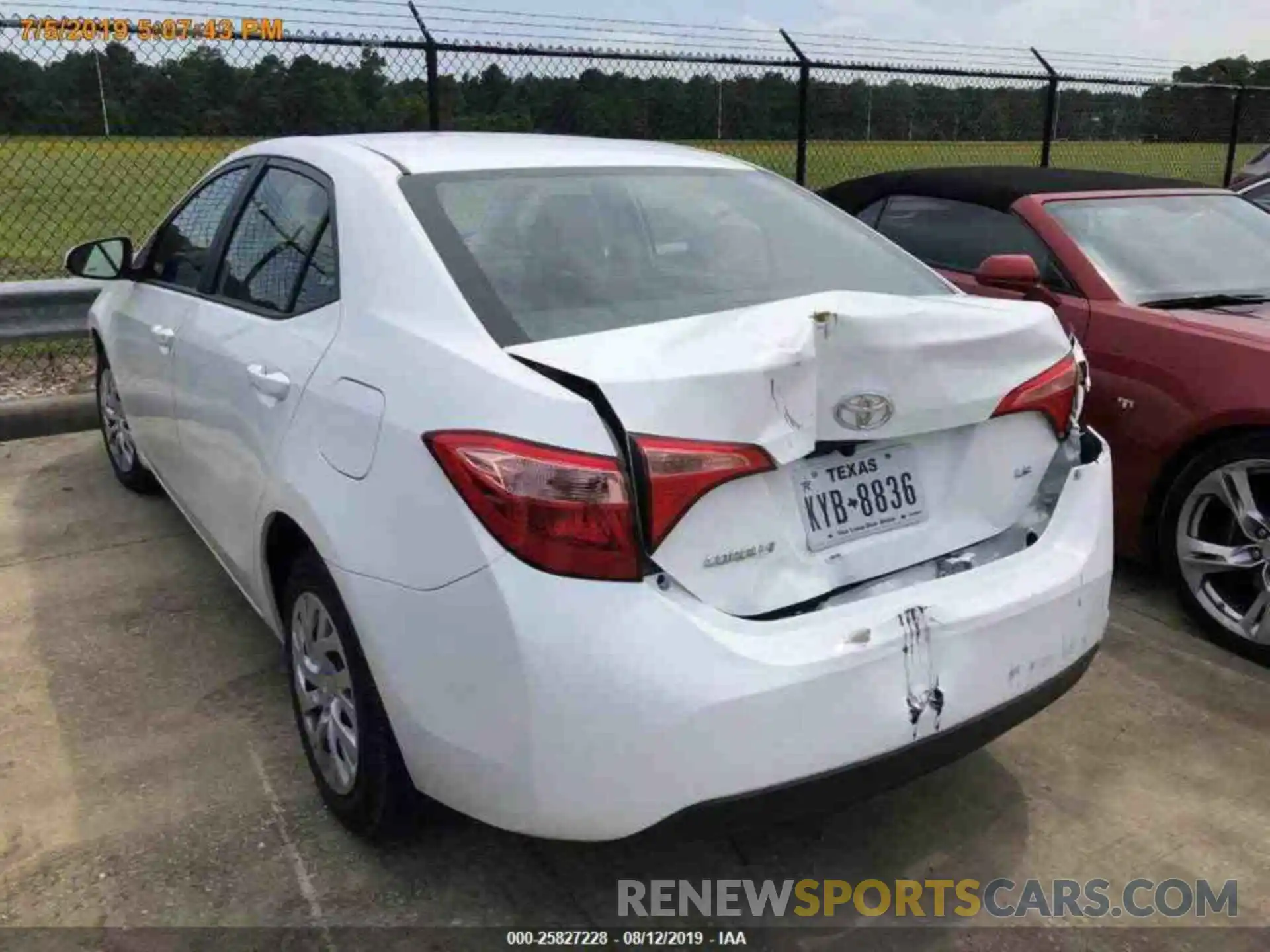 16 Photograph of a damaged car 5YFBURHE6KP921262 TOYOTA COROLLA 2019