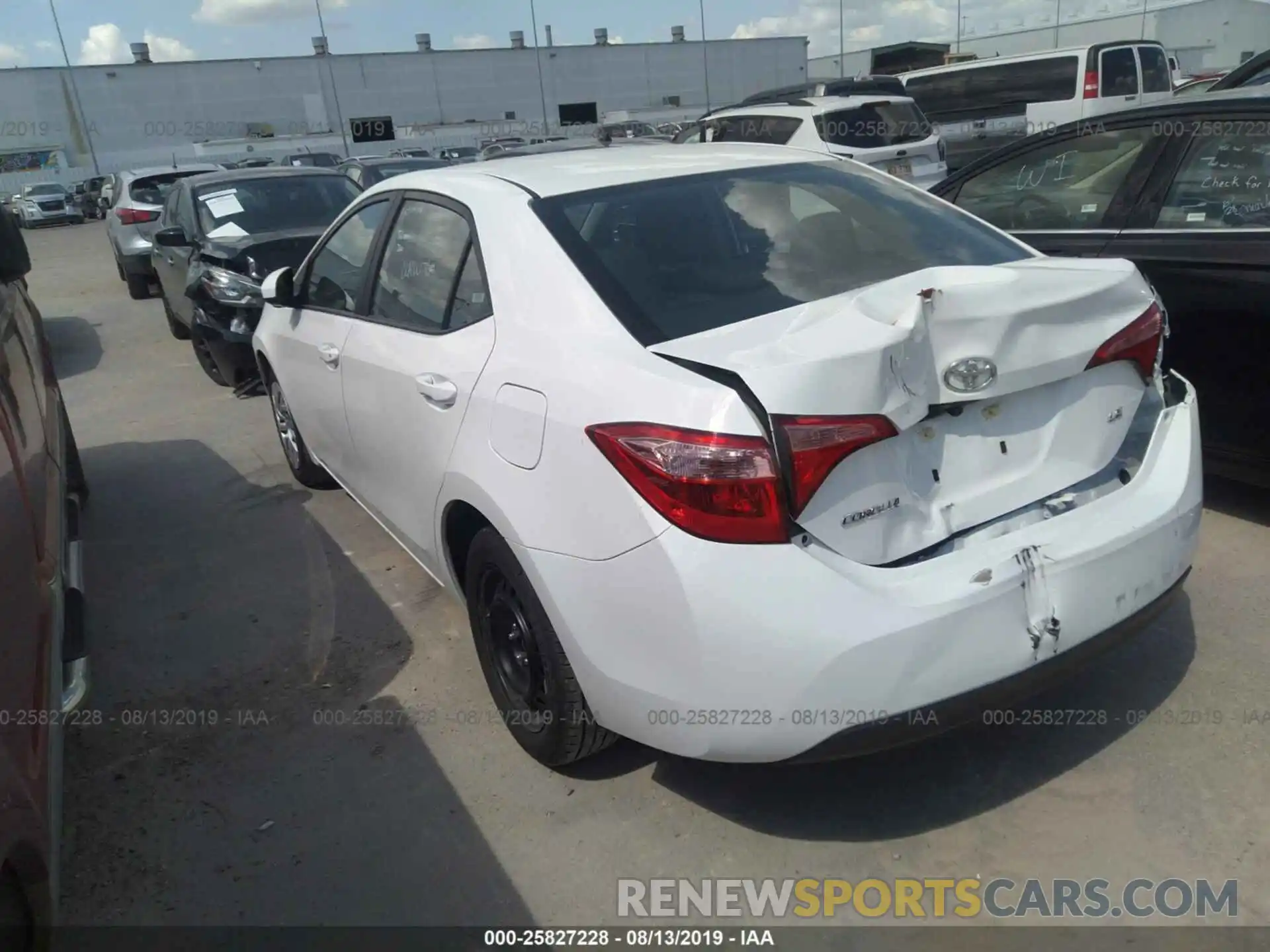 3 Photograph of a damaged car 5YFBURHE6KP921262 TOYOTA COROLLA 2019