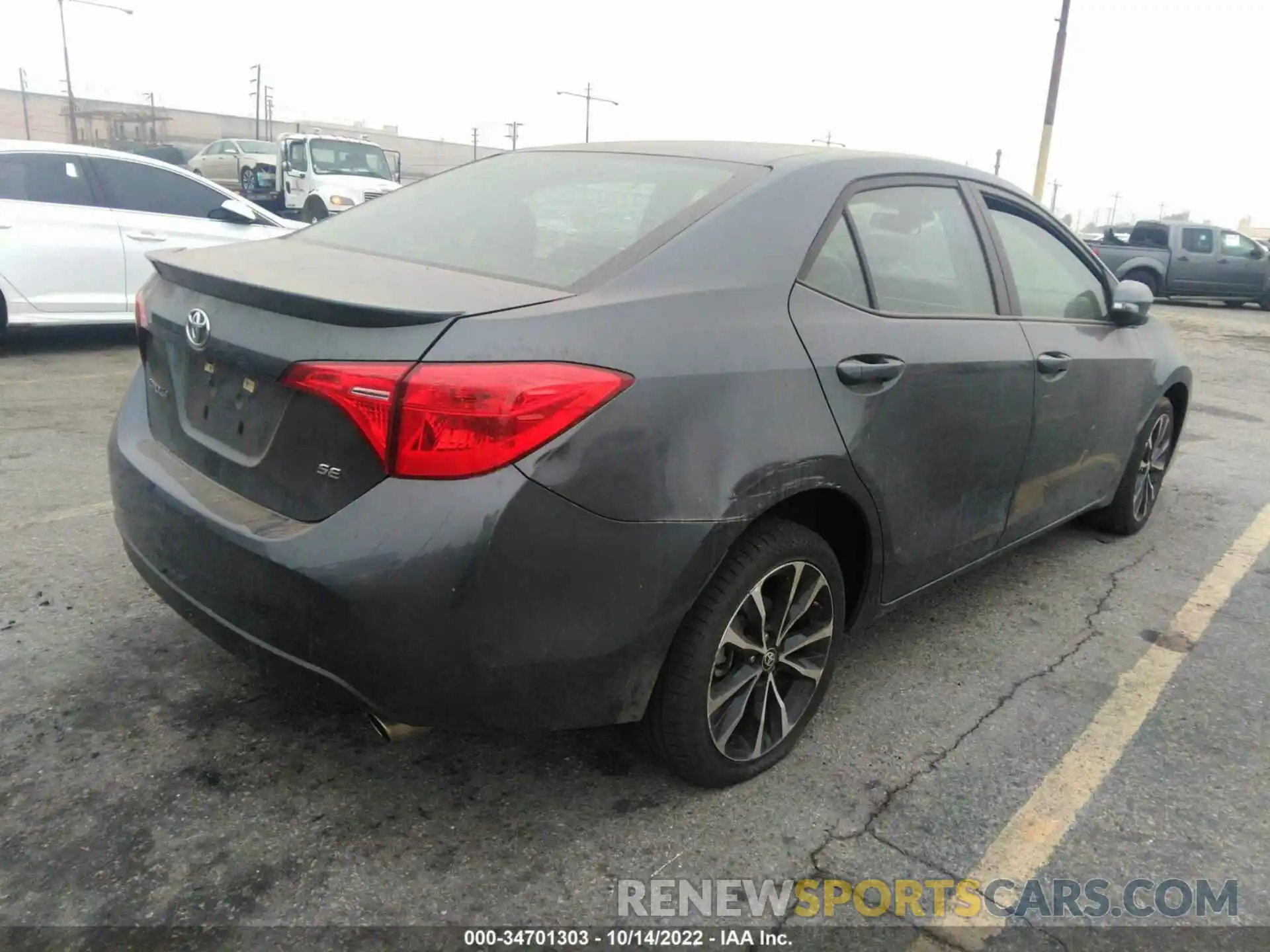 4 Photograph of a damaged car 5YFBURHE6KP927630 TOYOTA COROLLA 2019