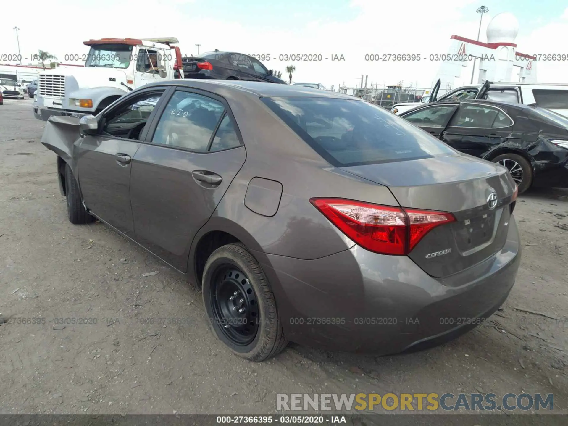 3 Photograph of a damaged car 5YFBURHE6KP928678 TOYOTA COROLLA 2019