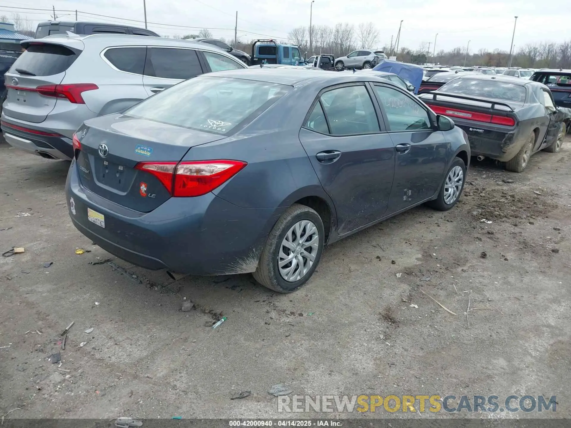 4 Photograph of a damaged car 5YFBURHE6KP934951 TOYOTA COROLLA 2019