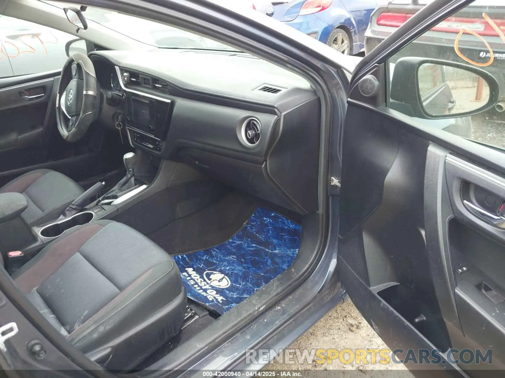 5 Photograph of a damaged car 5YFBURHE6KP934951 TOYOTA COROLLA 2019