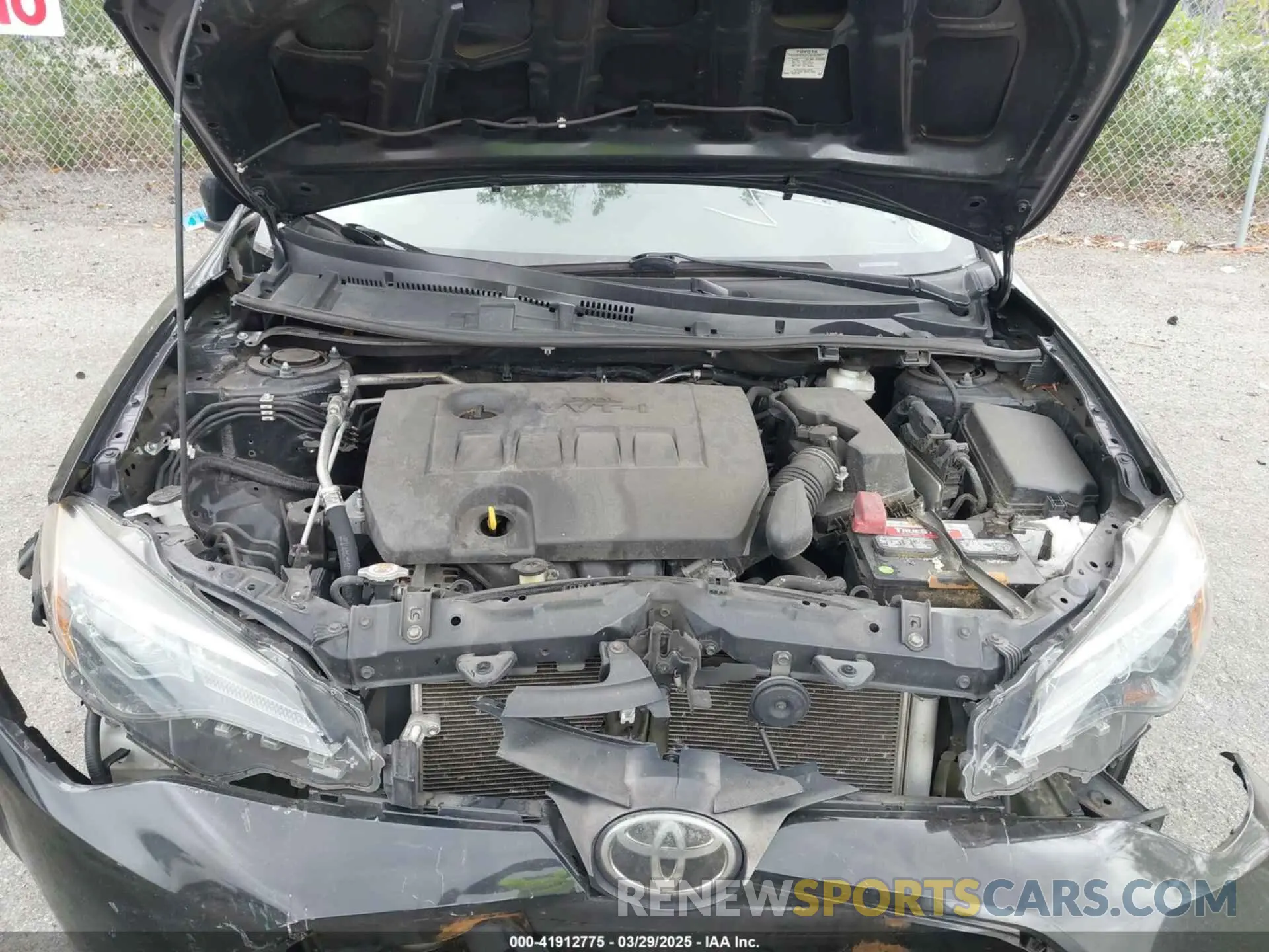 10 Photograph of a damaged car 5YFBURHE6KP936019 TOYOTA COROLLA 2019