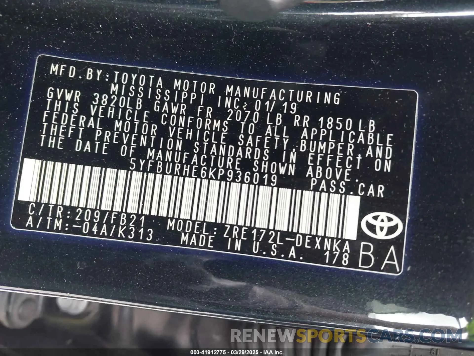 9 Photograph of a damaged car 5YFBURHE6KP936019 TOYOTA COROLLA 2019