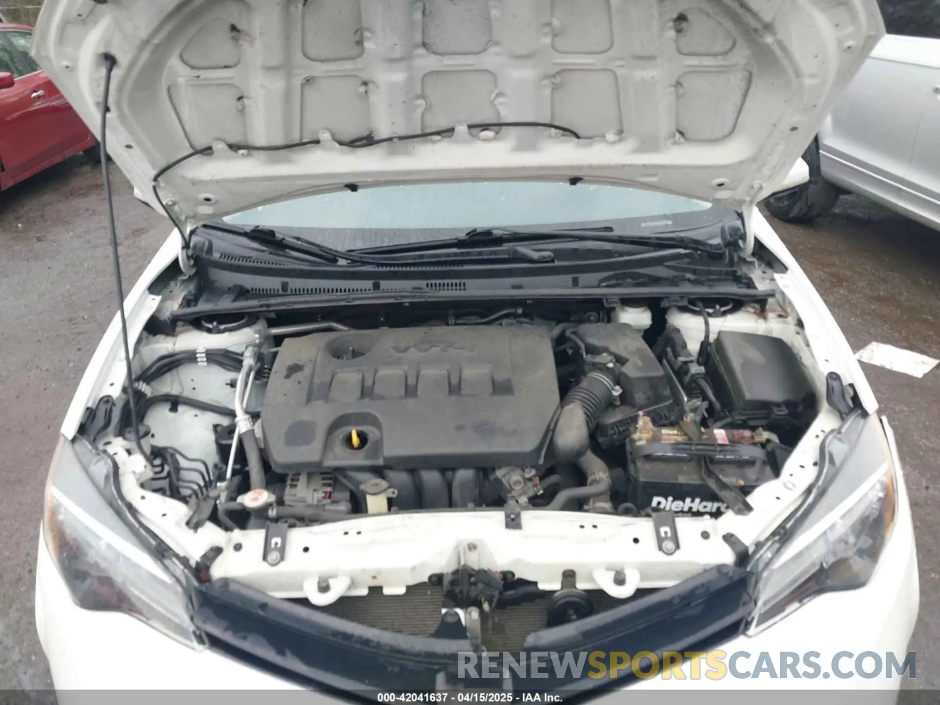 10 Photograph of a damaged car 5YFBURHE6KP937090 TOYOTA COROLLA 2019