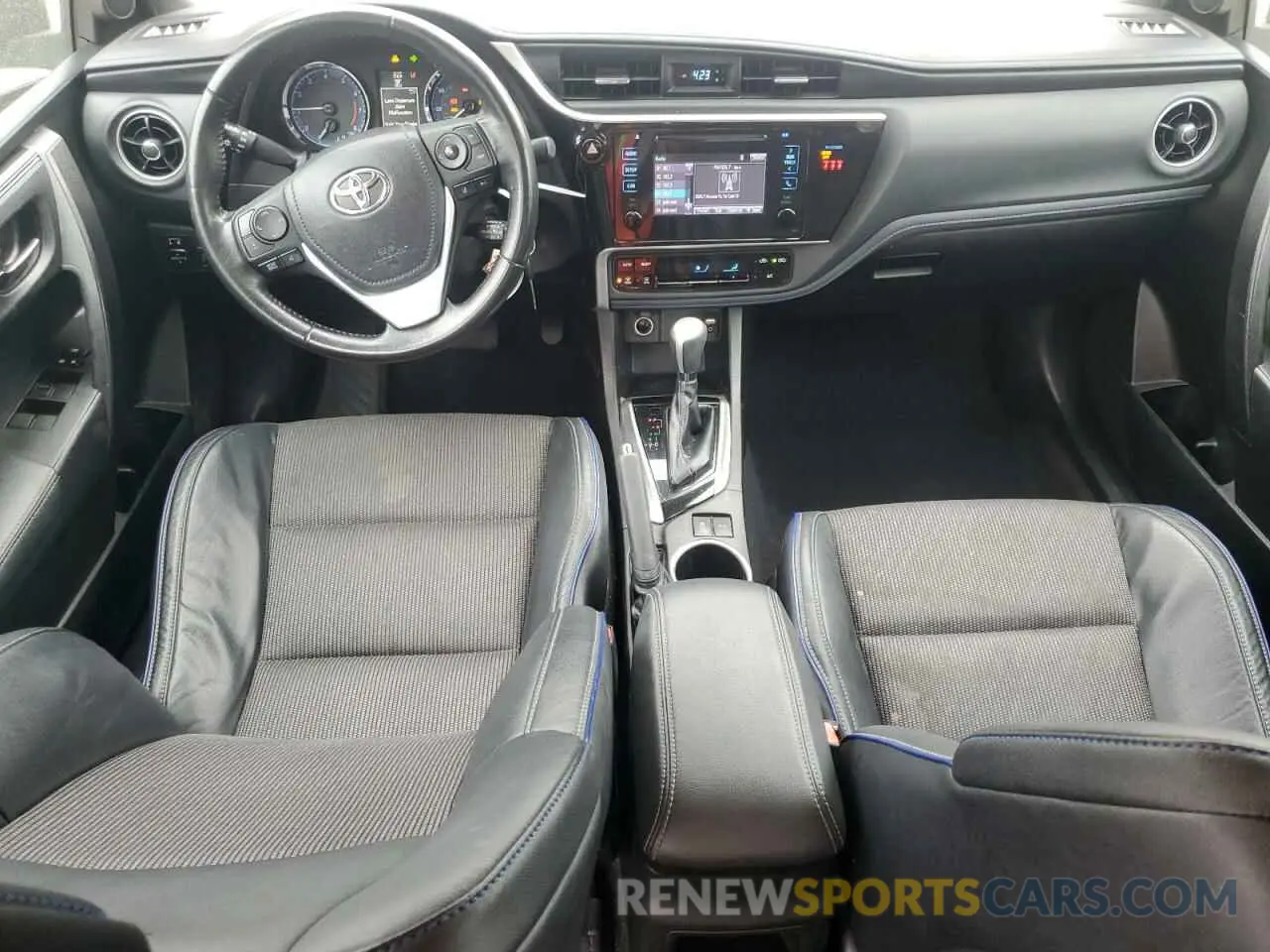 8 Photograph of a damaged car 5YFBURHE6KP937347 TOYOTA COROLLA 2019
