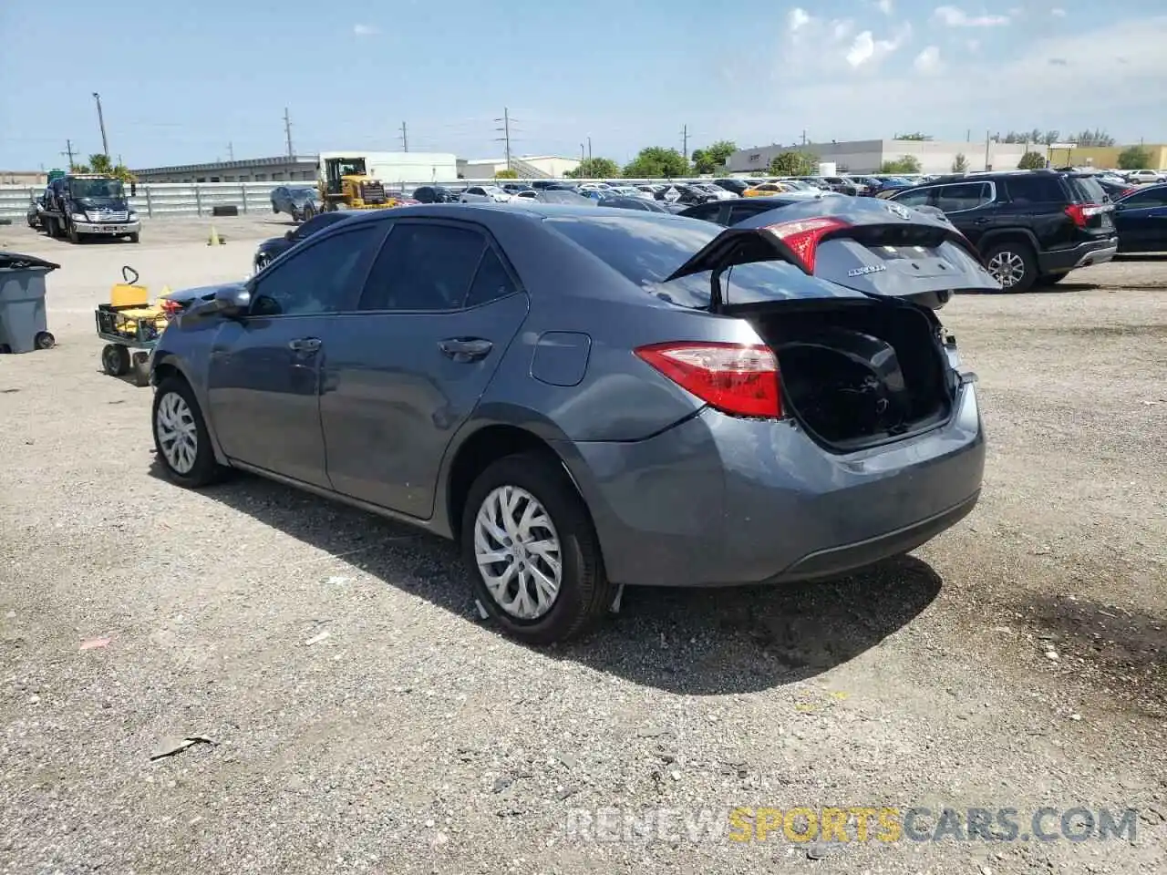 3 Photograph of a damaged car 5YFBURHE6KP937817 TOYOTA COROLLA 2019