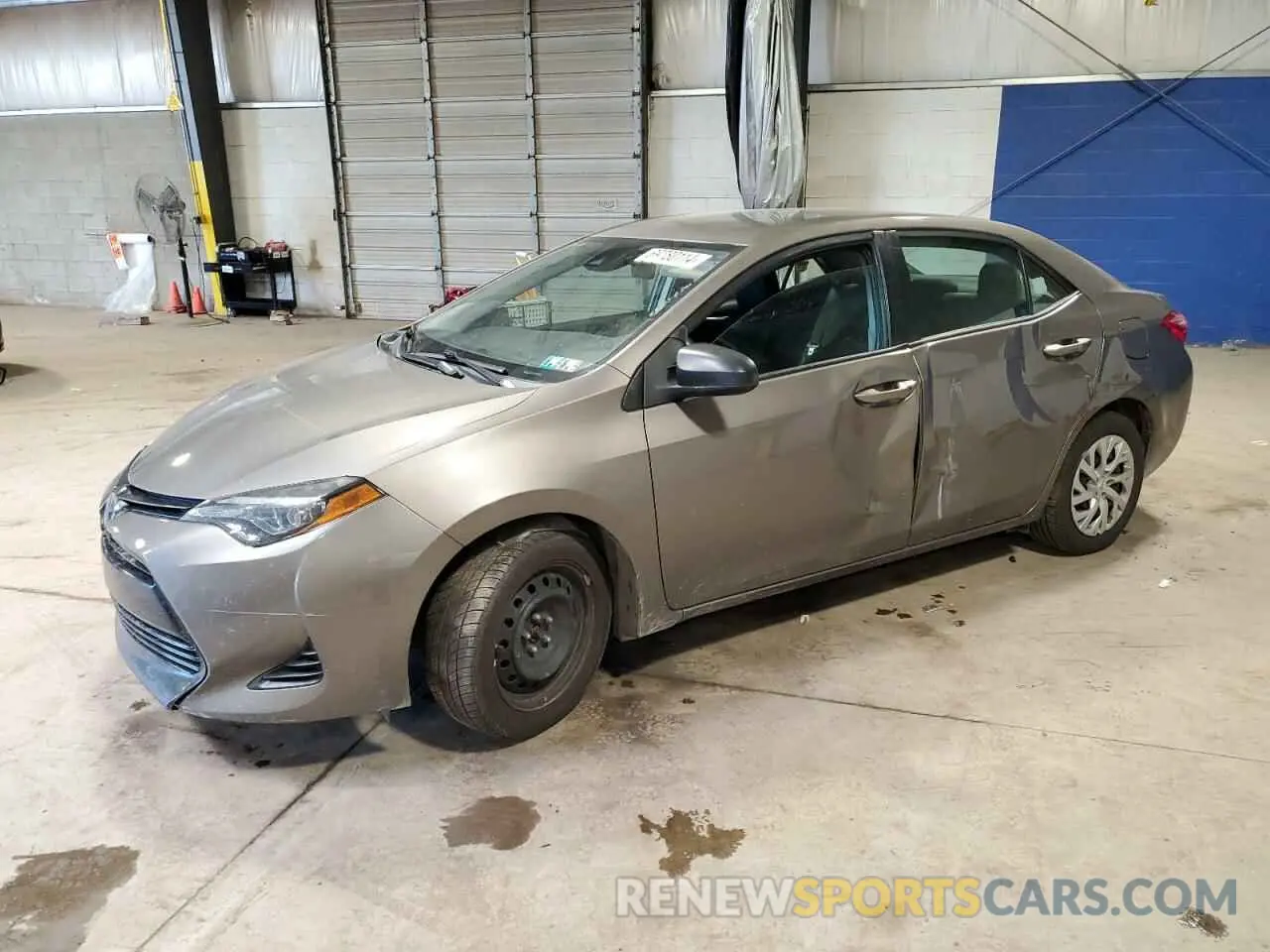 1 Photograph of a damaged car 5YFBURHE6KP938739 TOYOTA COROLLA 2019