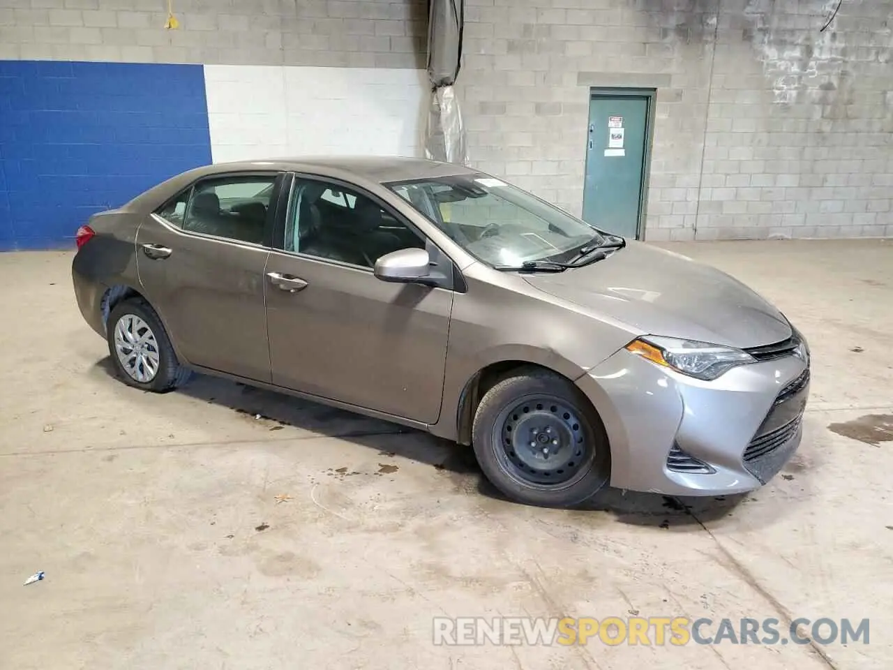 4 Photograph of a damaged car 5YFBURHE6KP938739 TOYOTA COROLLA 2019