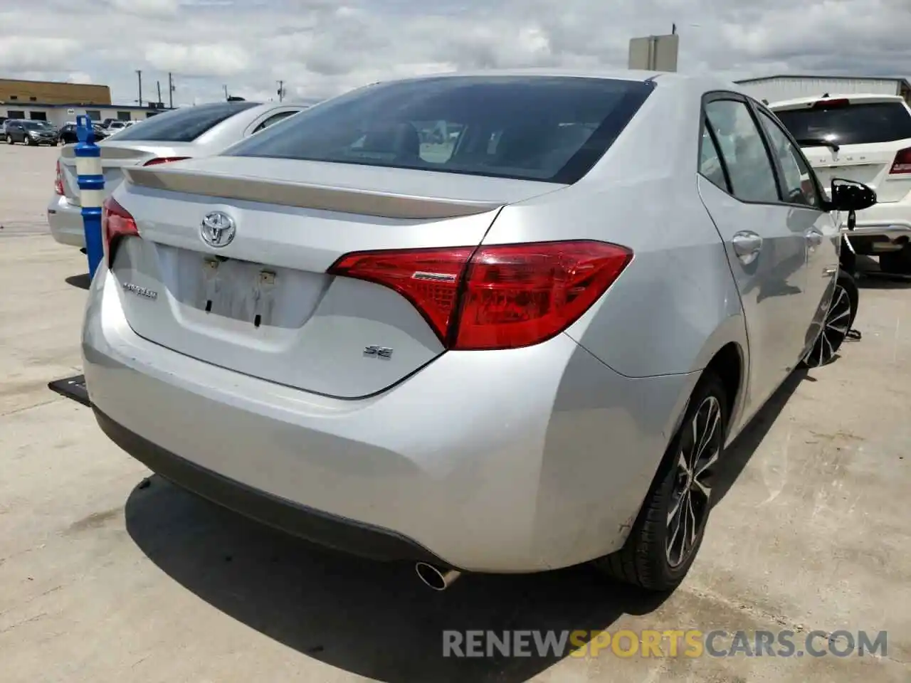 4 Photograph of a damaged car 5YFBURHE6KP938949 TOYOTA COROLLA 2019