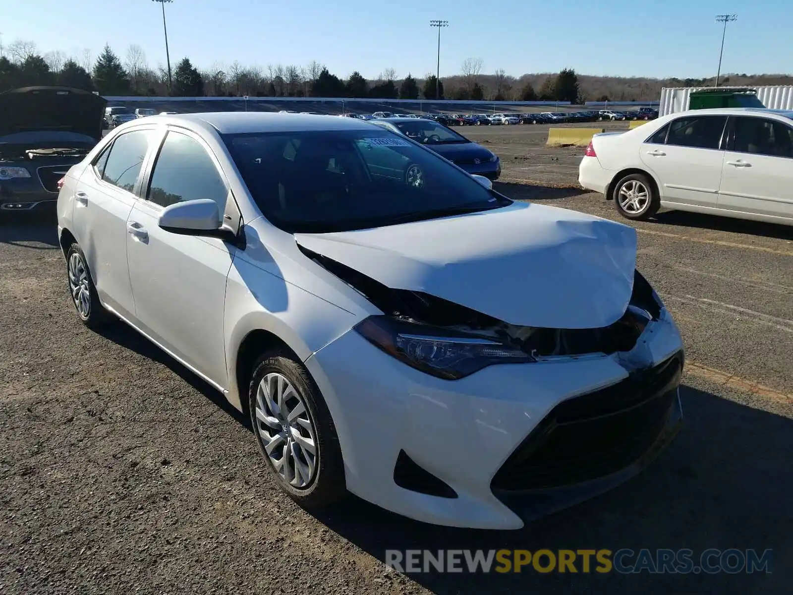 1 Photograph of a damaged car 5YFBURHE6KP944136 TOYOTA COROLLA 2019