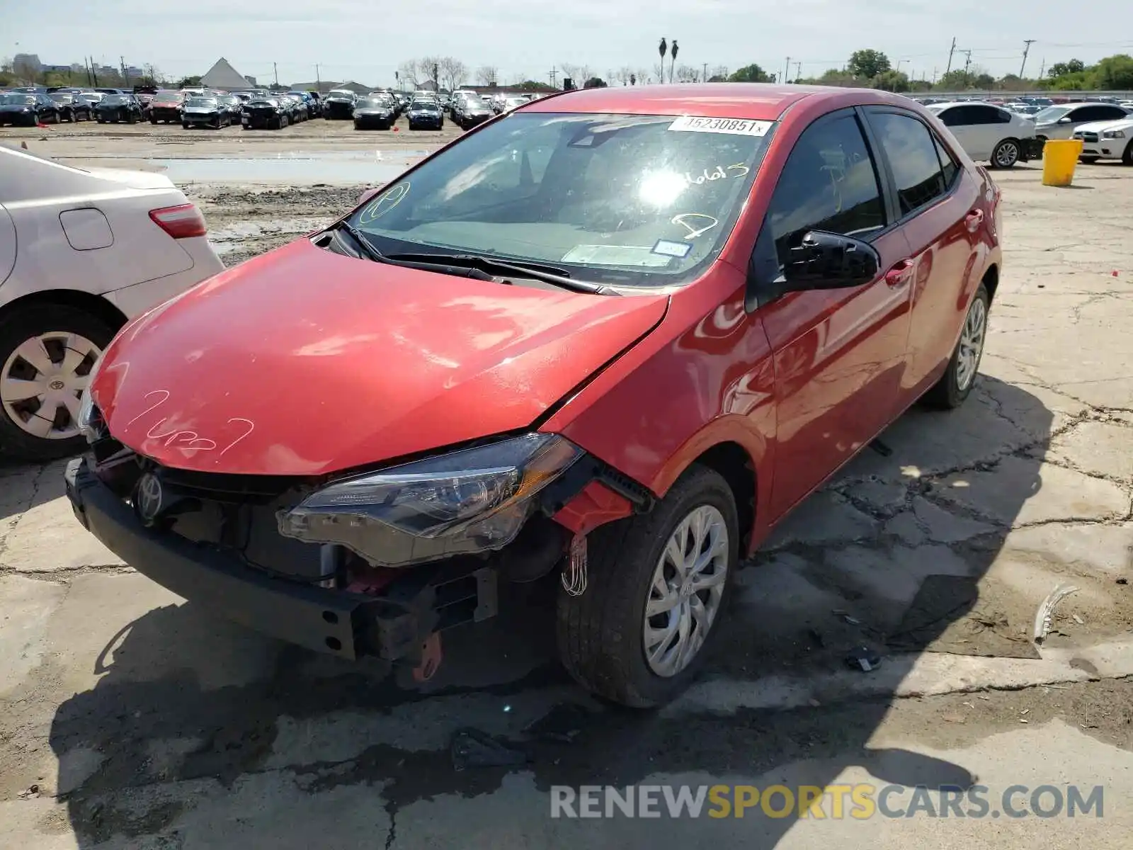 2 Photograph of a damaged car 5YFBURHE6KP946615 TOYOTA COROLLA 2019