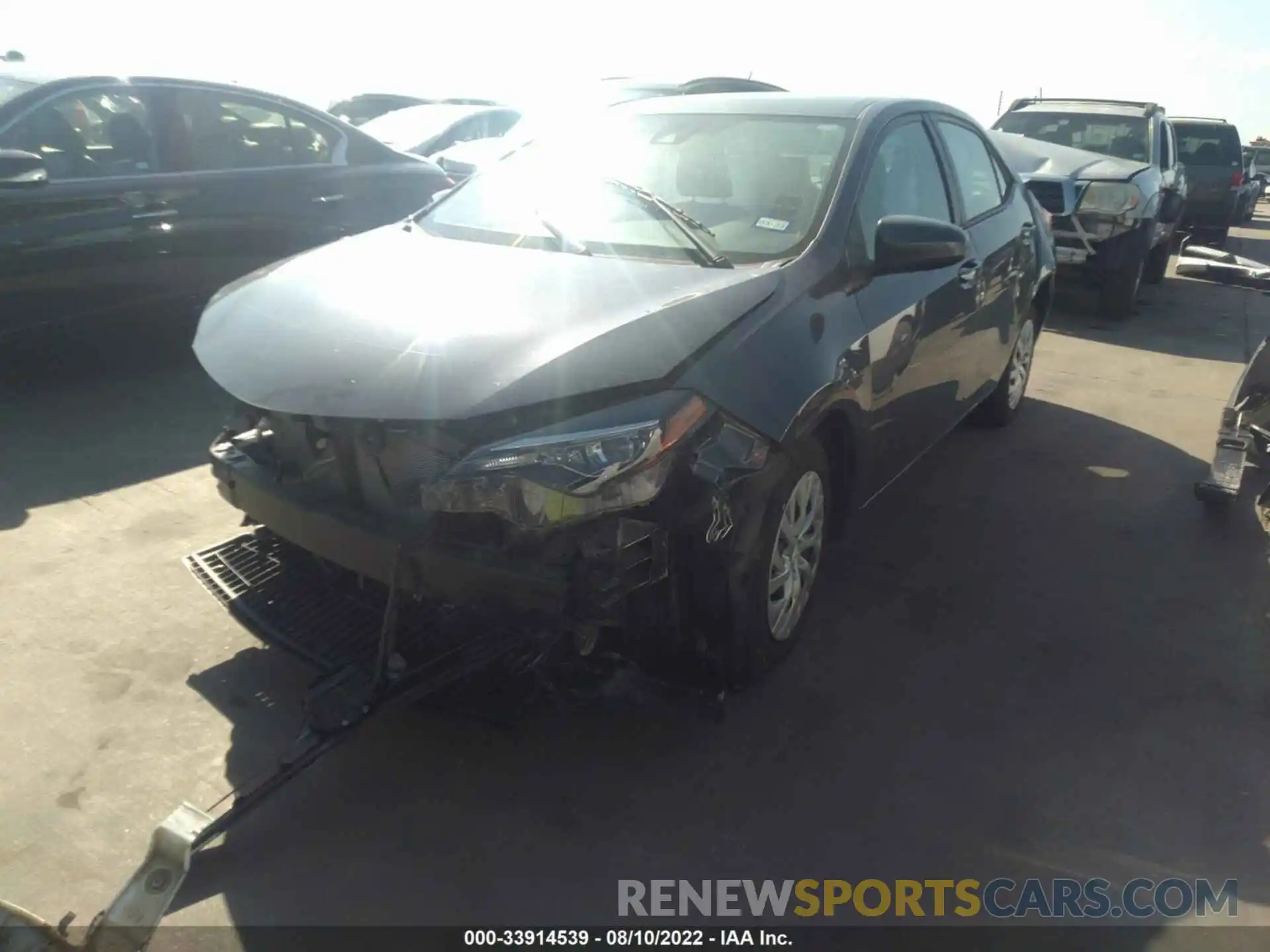 2 Photograph of a damaged car 5YFBURHE6KP948834 TOYOTA COROLLA 2019