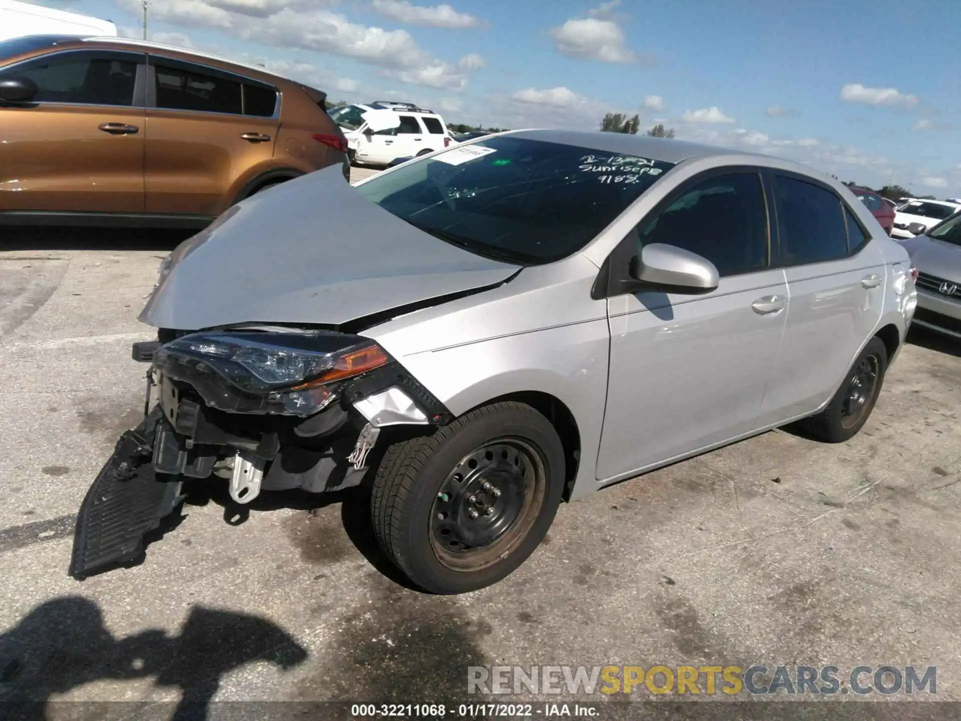 2 Photograph of a damaged car 5YFBURHE6KP949188 TOYOTA COROLLA 2019