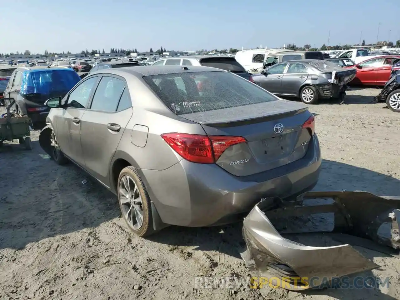 3 Photograph of a damaged car 5YFBURHE7KP857149 TOYOTA COROLLA 2019