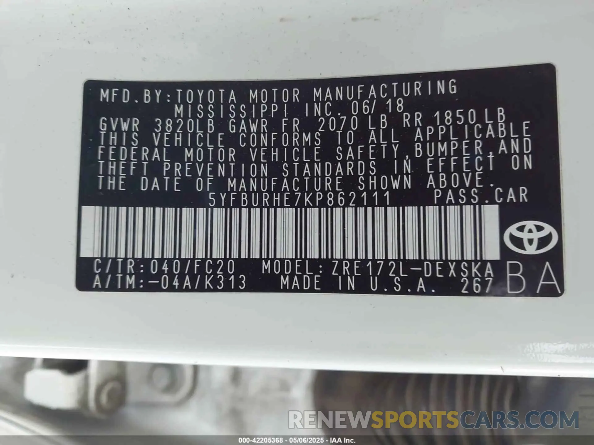 9 Photograph of a damaged car 5YFBURHE7KP862111 TOYOTA COROLLA 2019