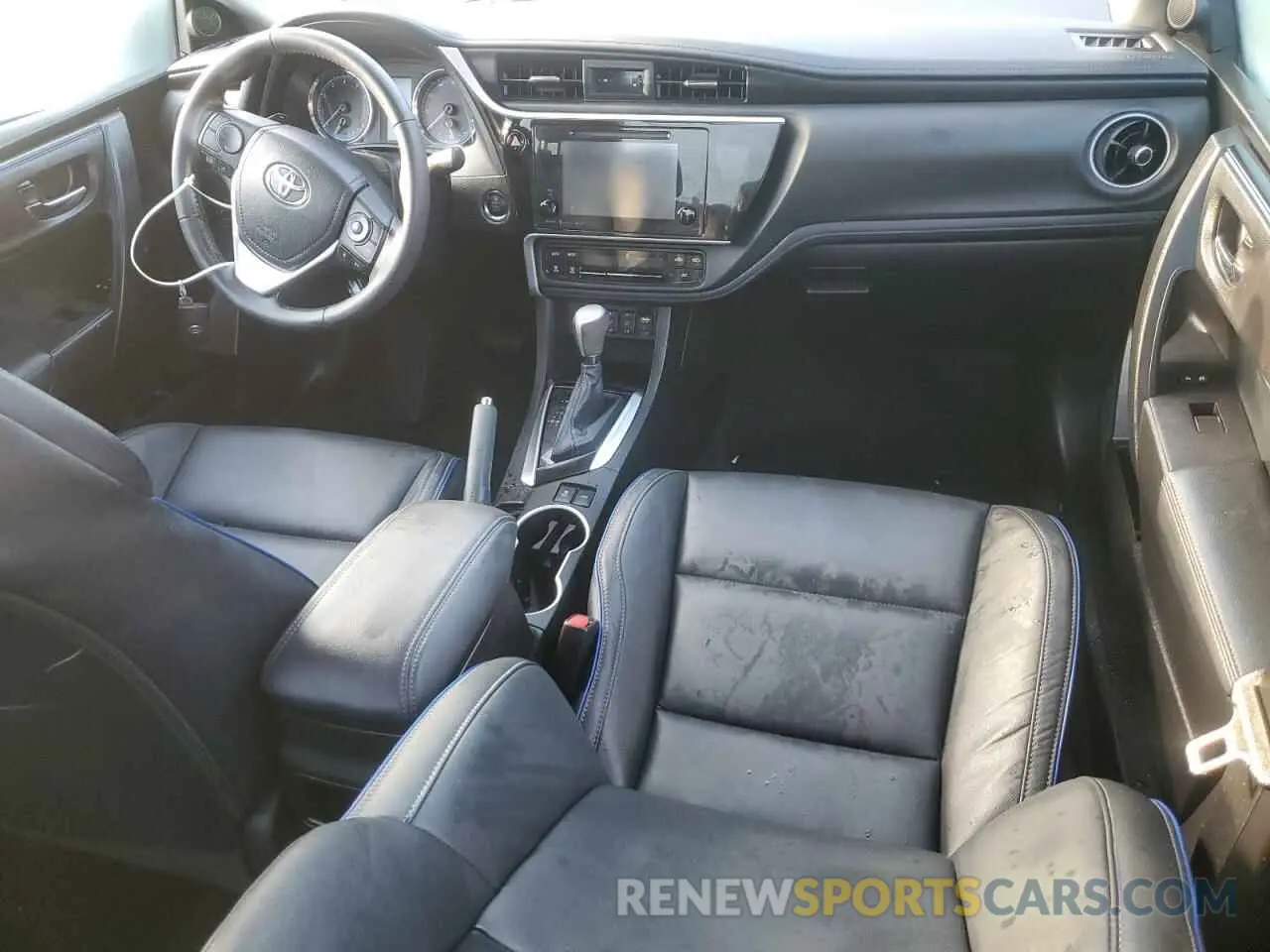 8 Photograph of a damaged car 5YFBURHE7KP863288 TOYOTA COROLLA 2019