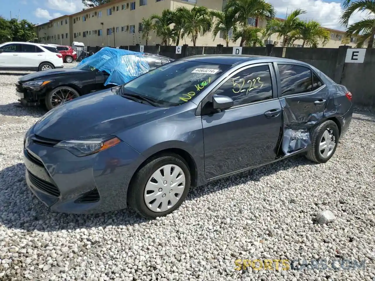 1 Photograph of a damaged car 5YFBURHE7KP863677 TOYOTA COROLLA 2019