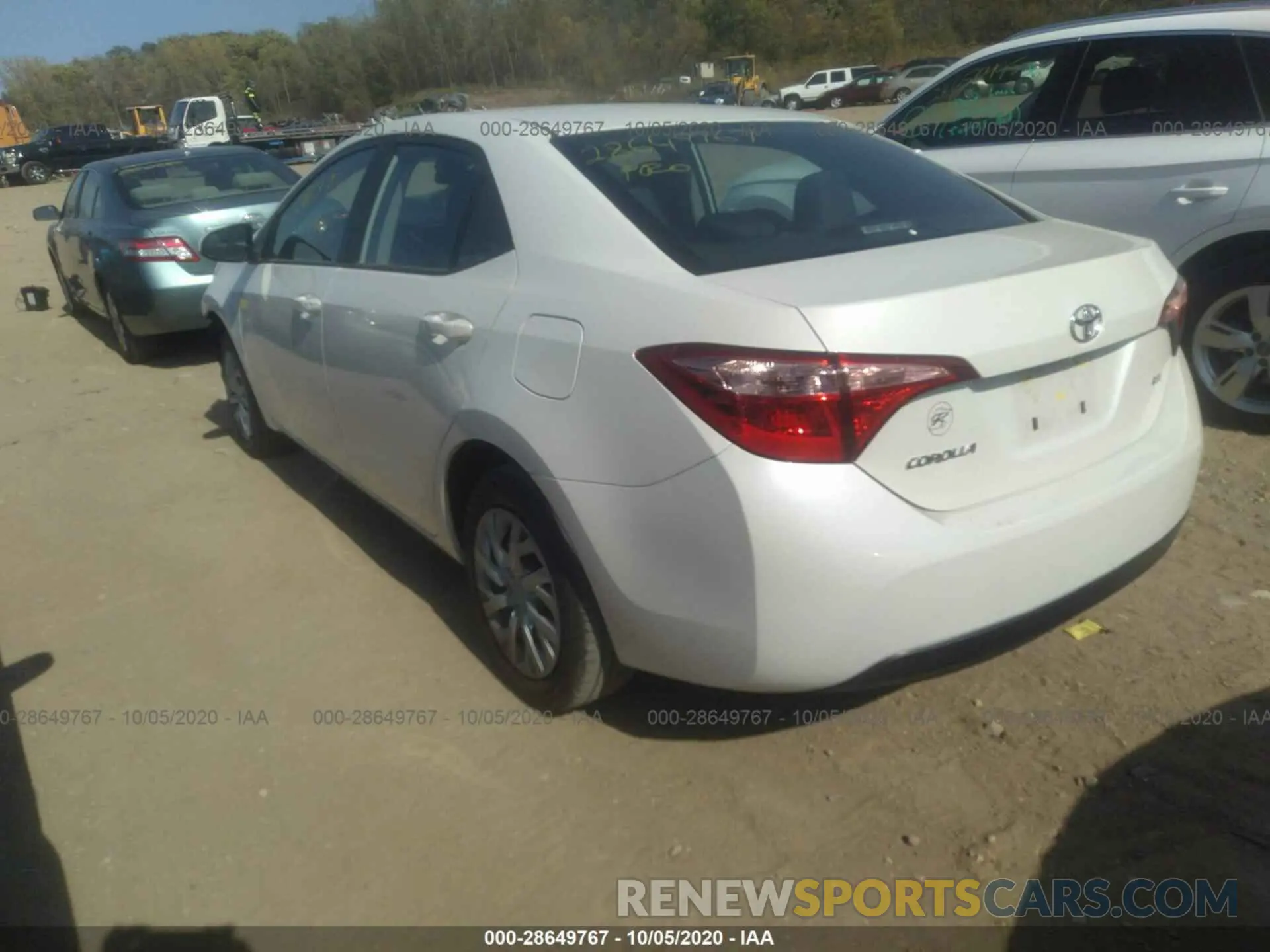 3 Photograph of a damaged car 5YFBURHE7KP864442 TOYOTA COROLLA 2019