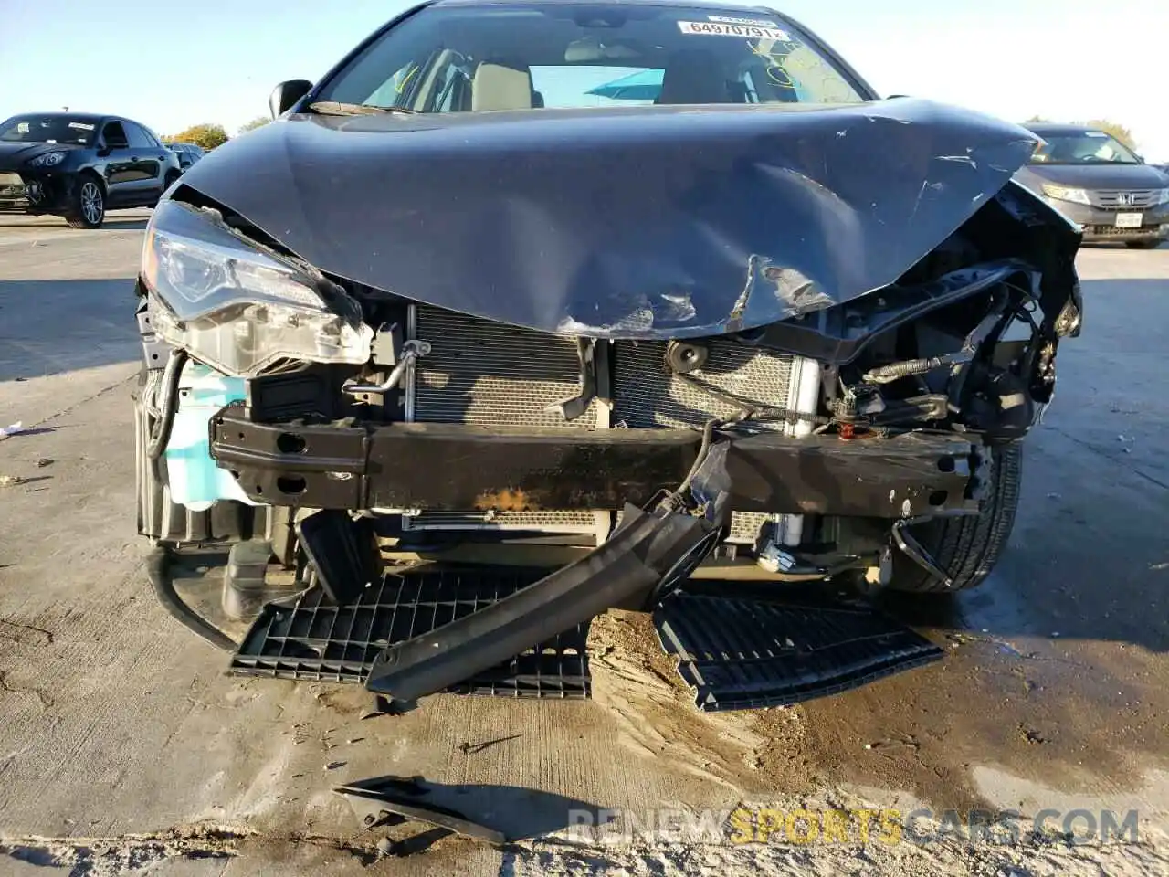 9 Photograph of a damaged car 5YFBURHE7KP864733 TOYOTA COROLLA 2019