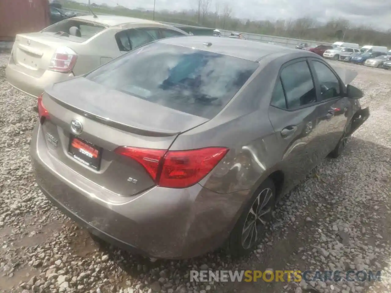 4 Photograph of a damaged car 5YFBURHE7KP868555 TOYOTA COROLLA 2019