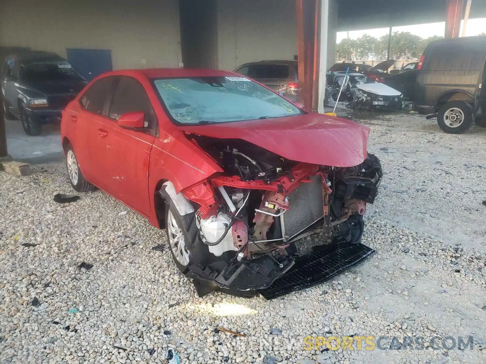 1 Photograph of a damaged car 5YFBURHE7KP868930 TOYOTA COROLLA 2019