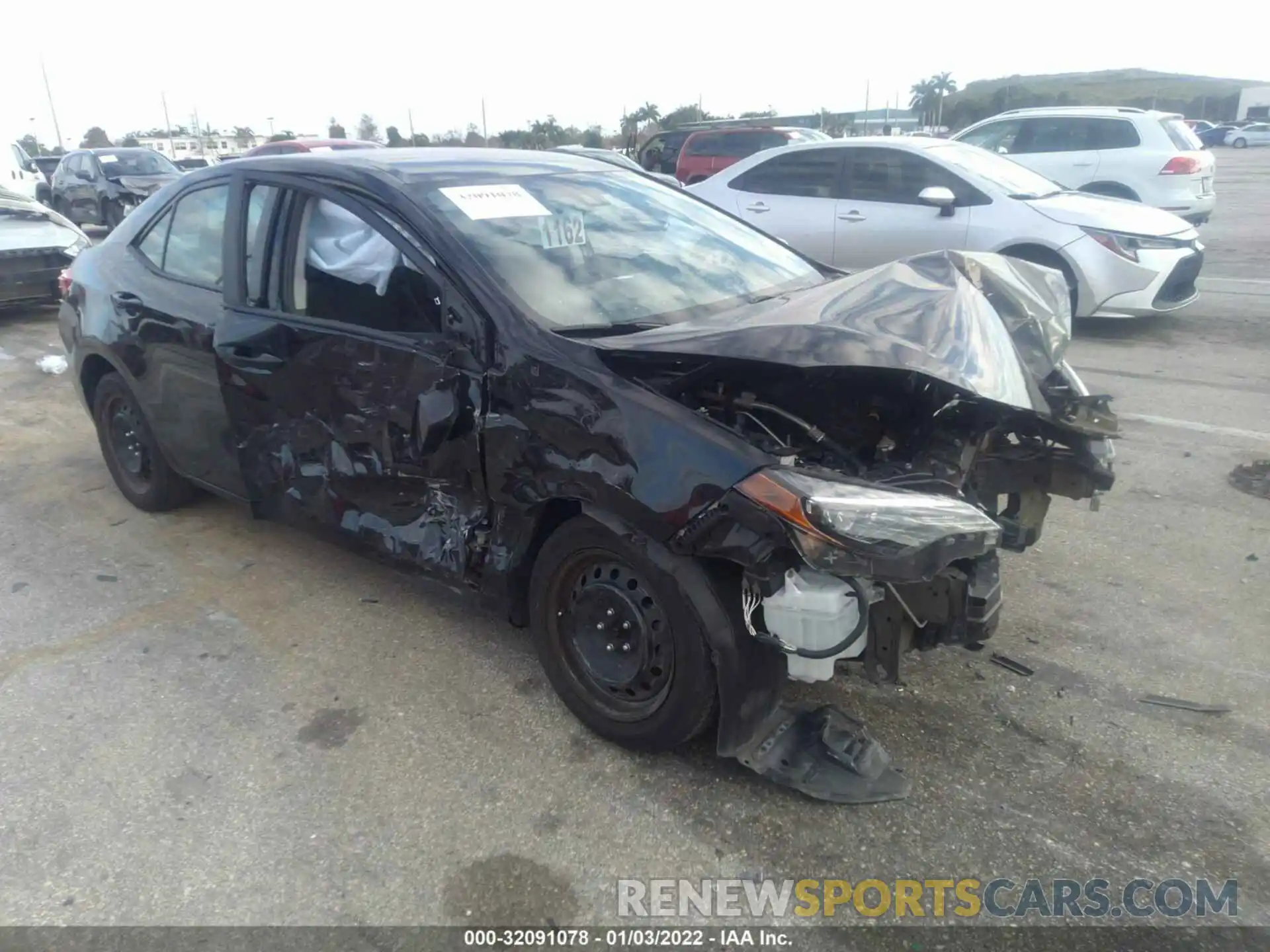 1 Photograph of a damaged car 5YFBURHE7KP870953 TOYOTA COROLLA 2019