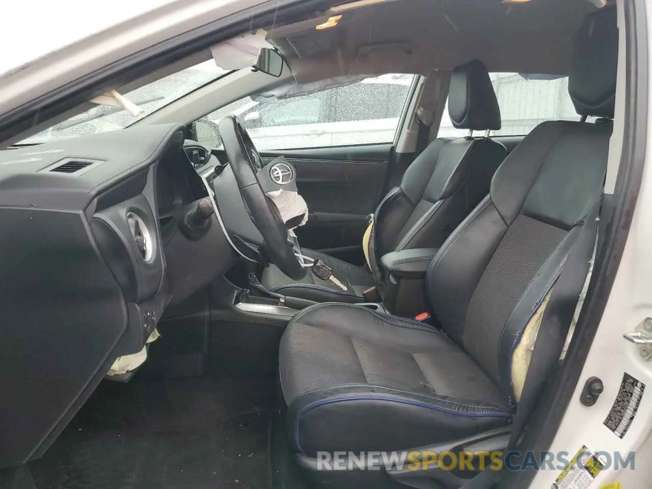 7 Photograph of a damaged car 5YFBURHE7KP871083 TOYOTA COROLLA 2019