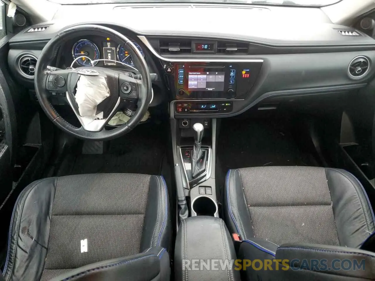 8 Photograph of a damaged car 5YFBURHE7KP871083 TOYOTA COROLLA 2019