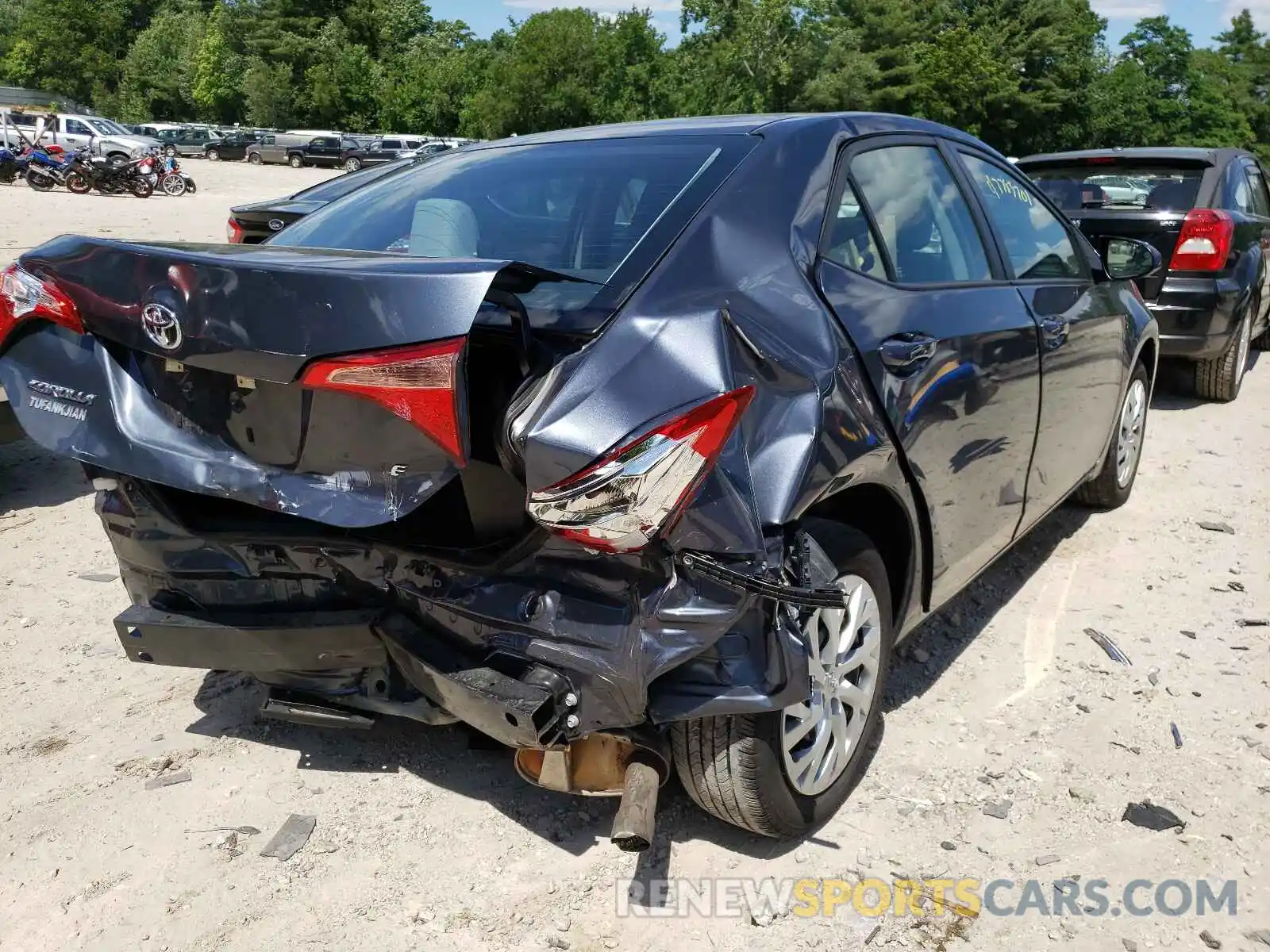 4 Photograph of a damaged car 5YFBURHE7KP879328 TOYOTA COROLLA 2019